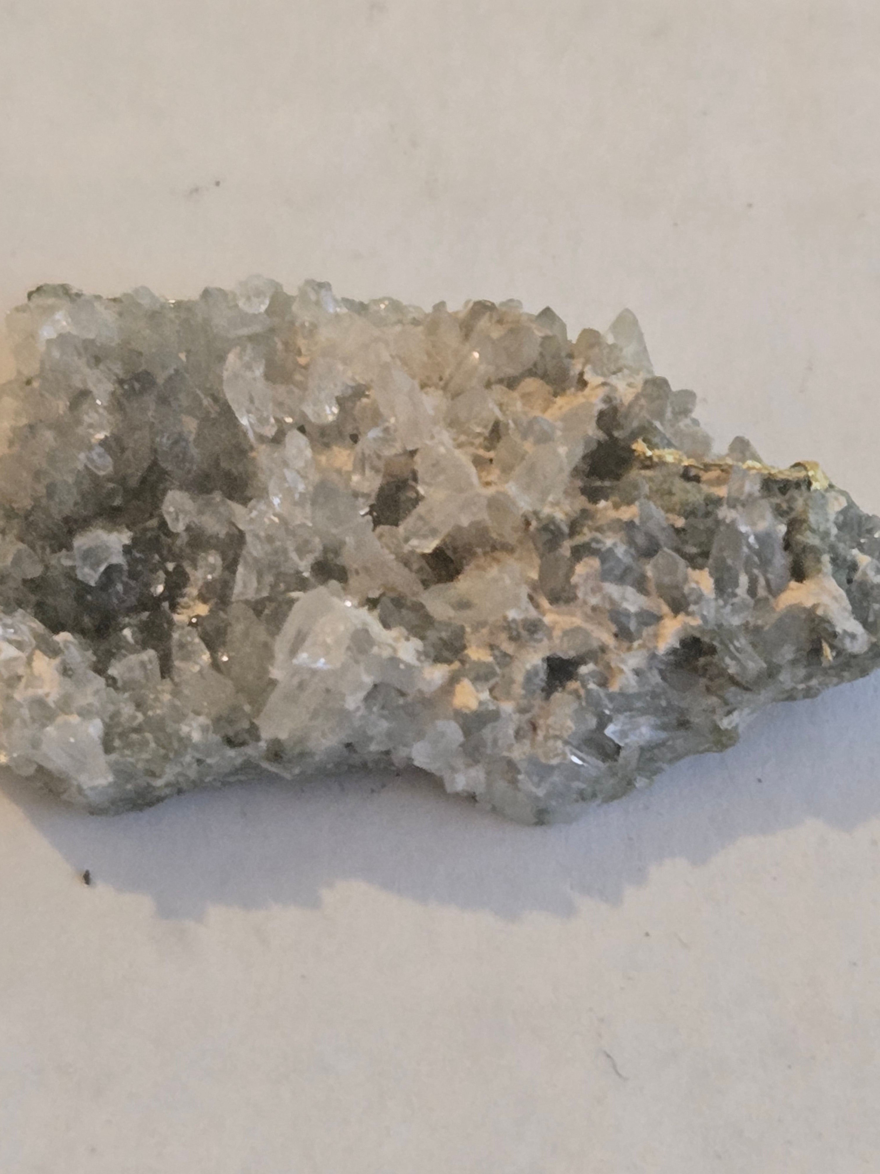 Schumacherite on quartz