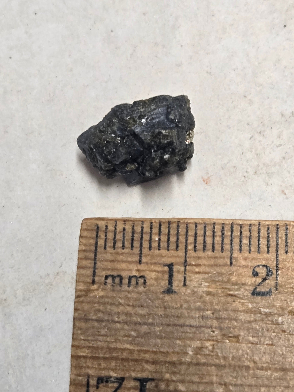 Scorodite crystal
