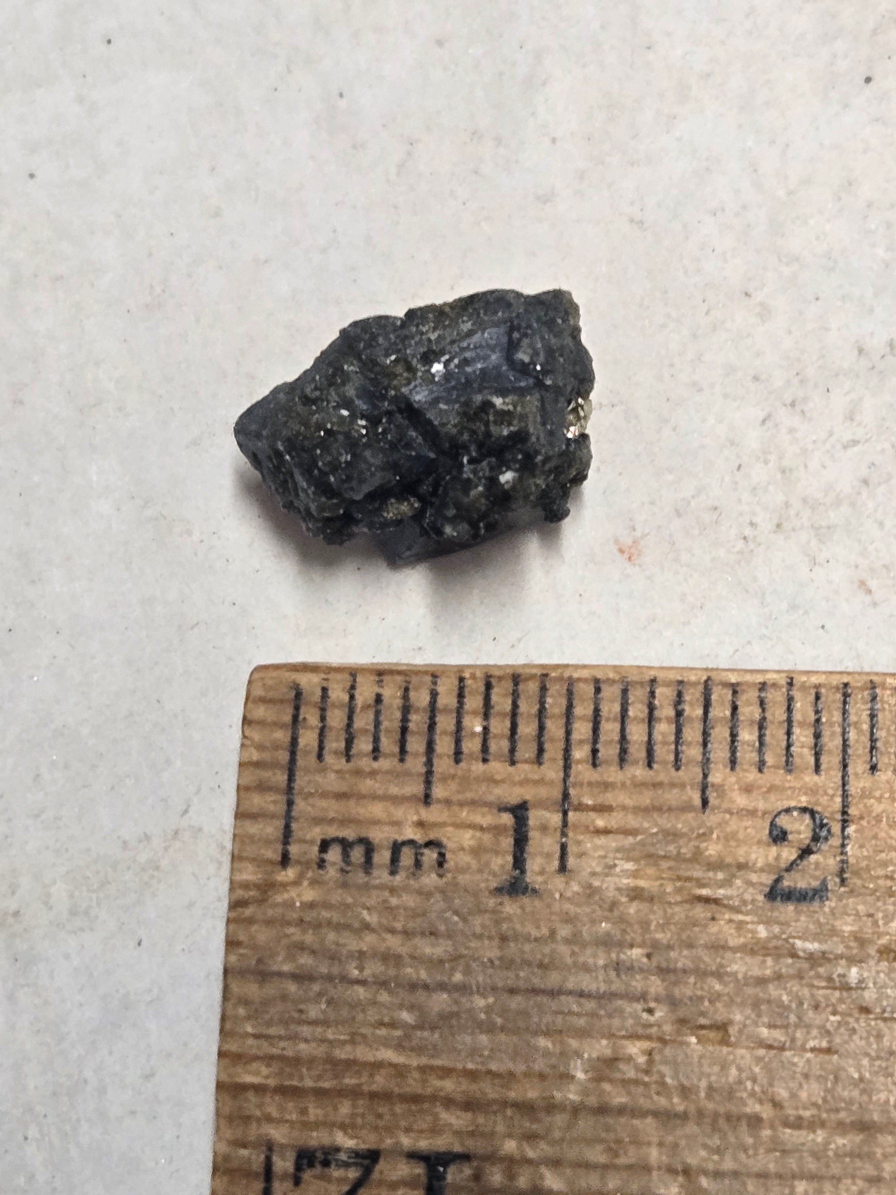 Scorodite crystal