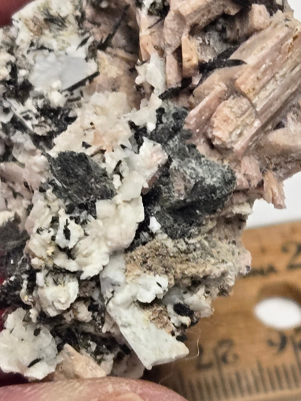 Serandite with aegirine