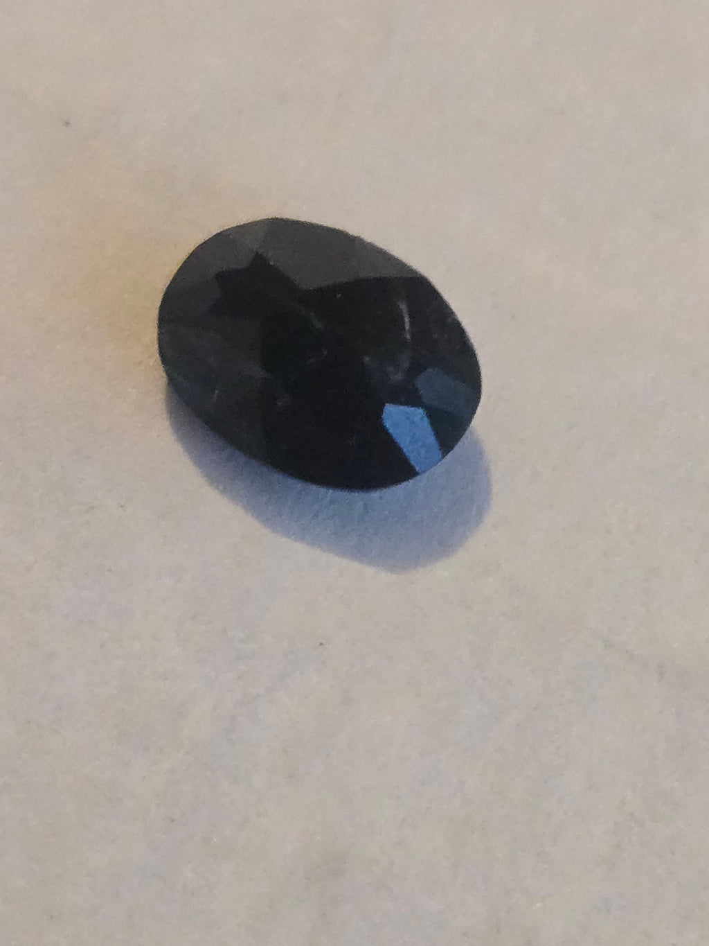 Serendibite facet