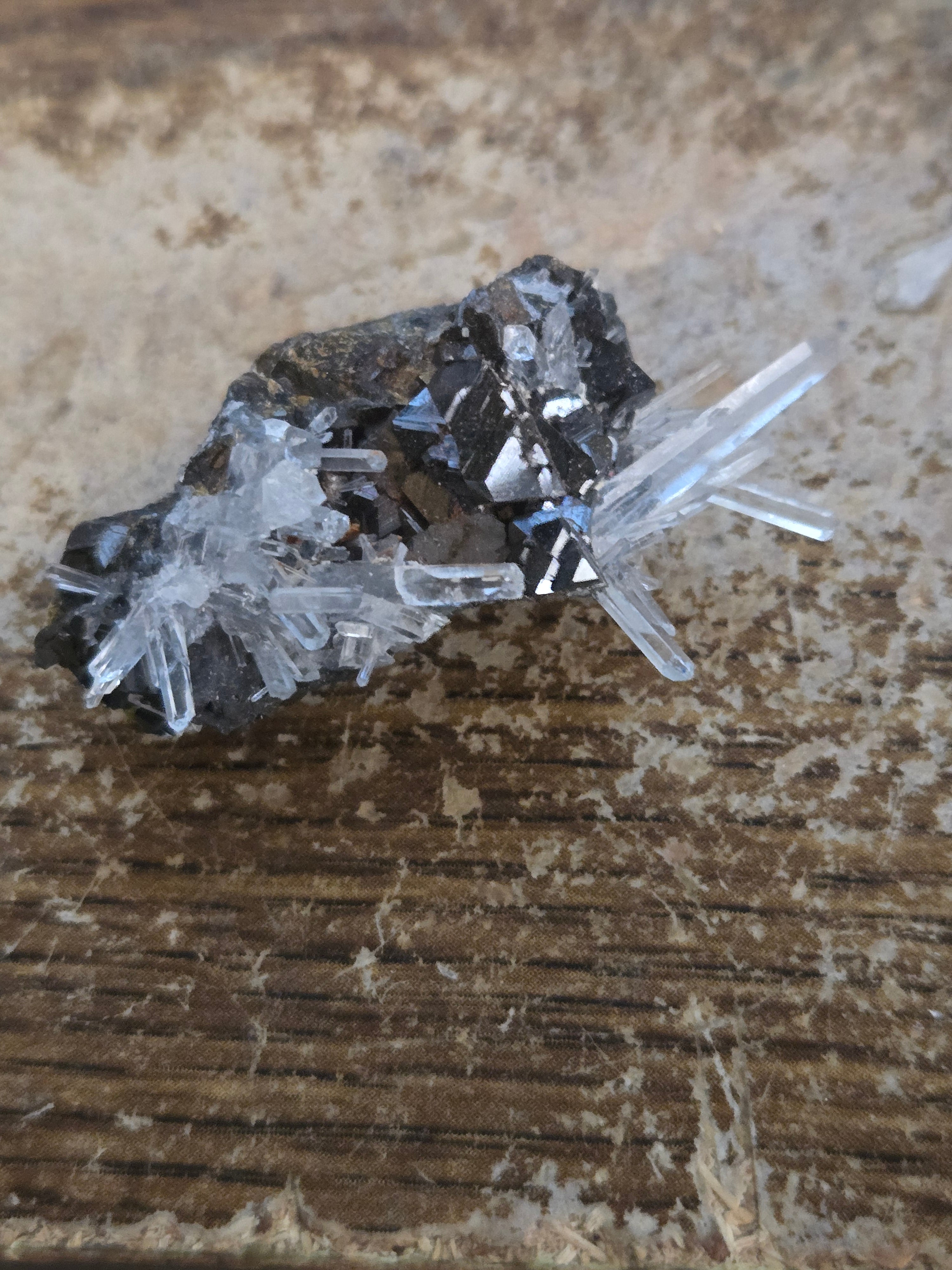 Sphalerite with quartz