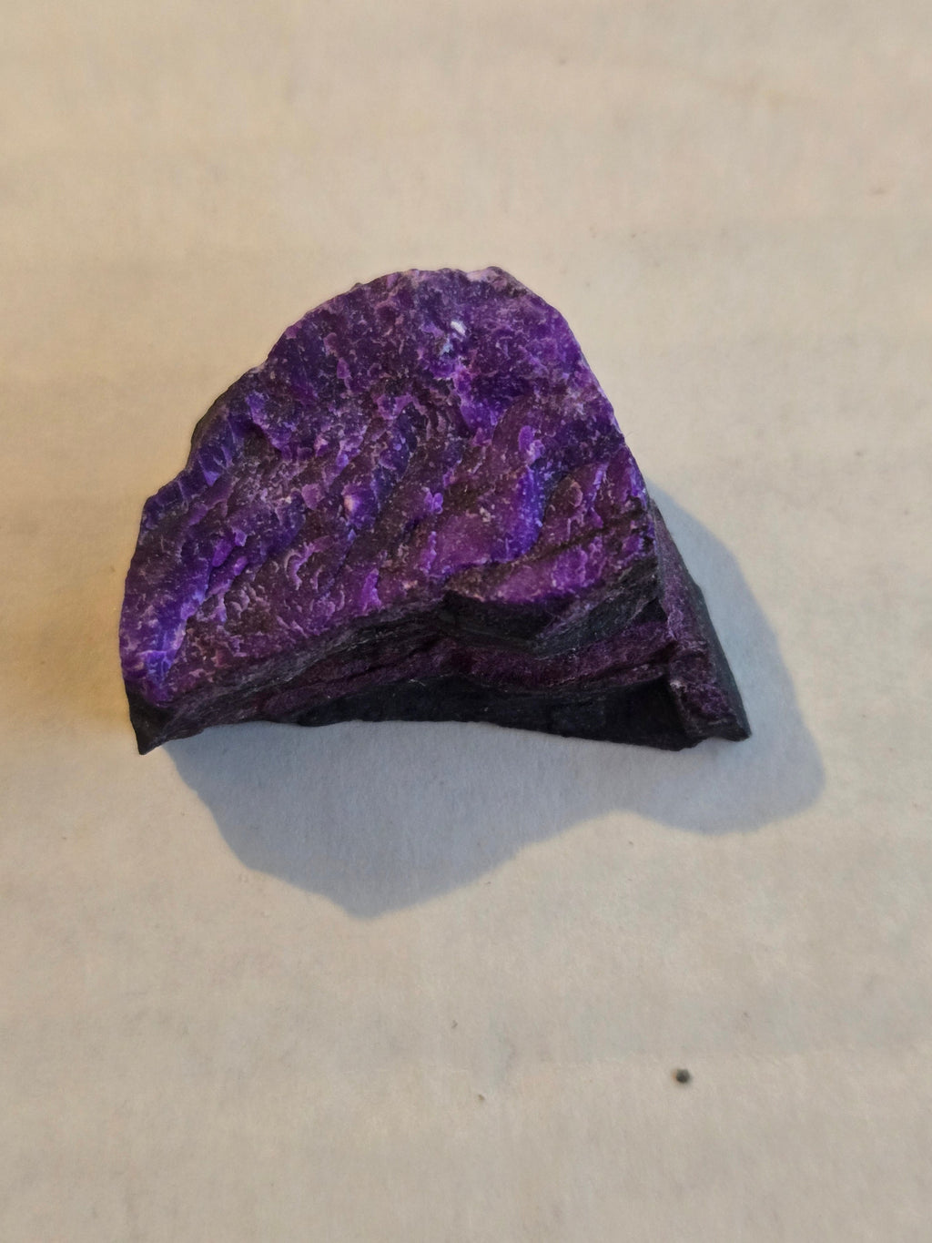 Sugilite specimen