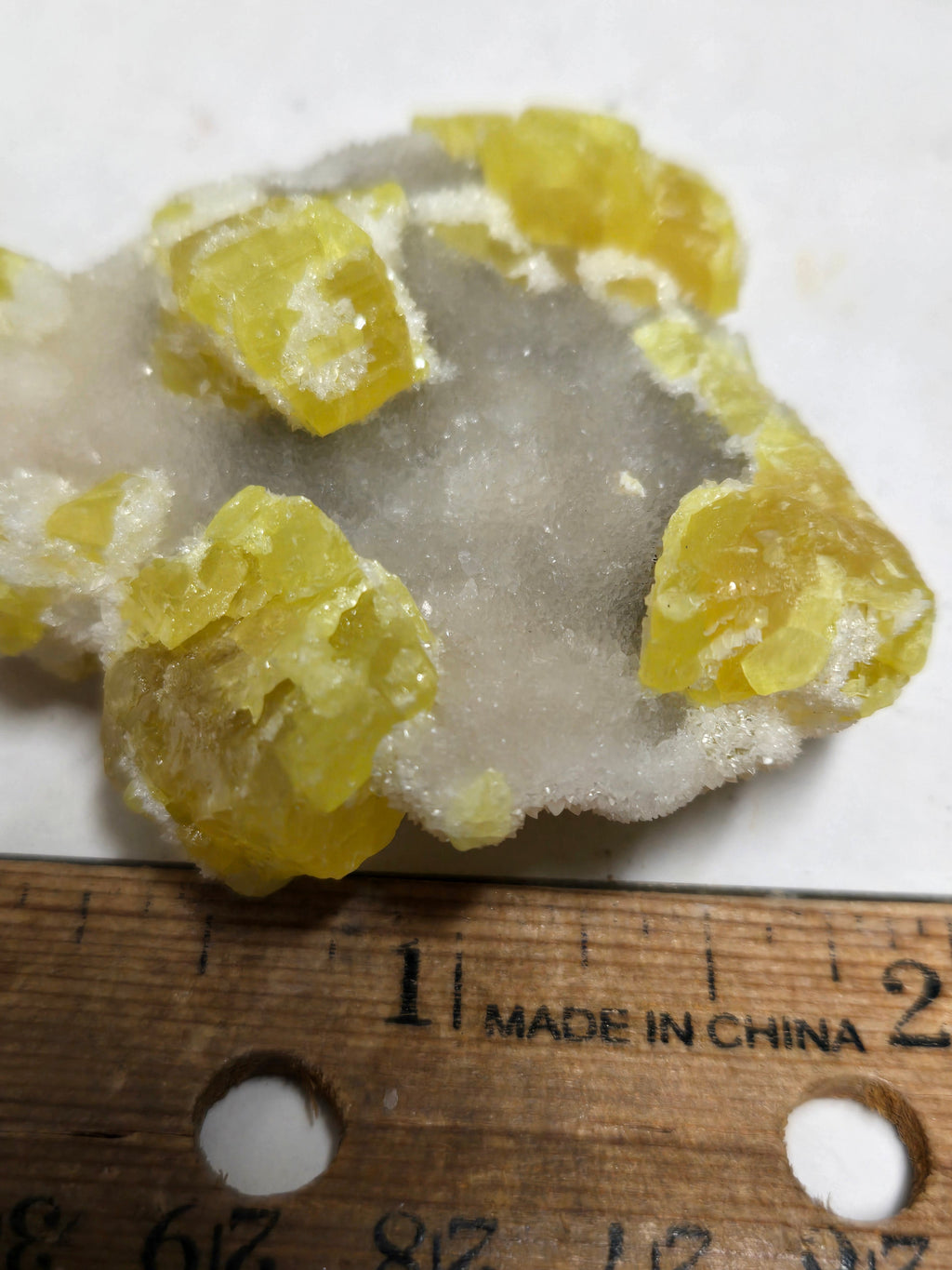 Sulfur specimen sulphur