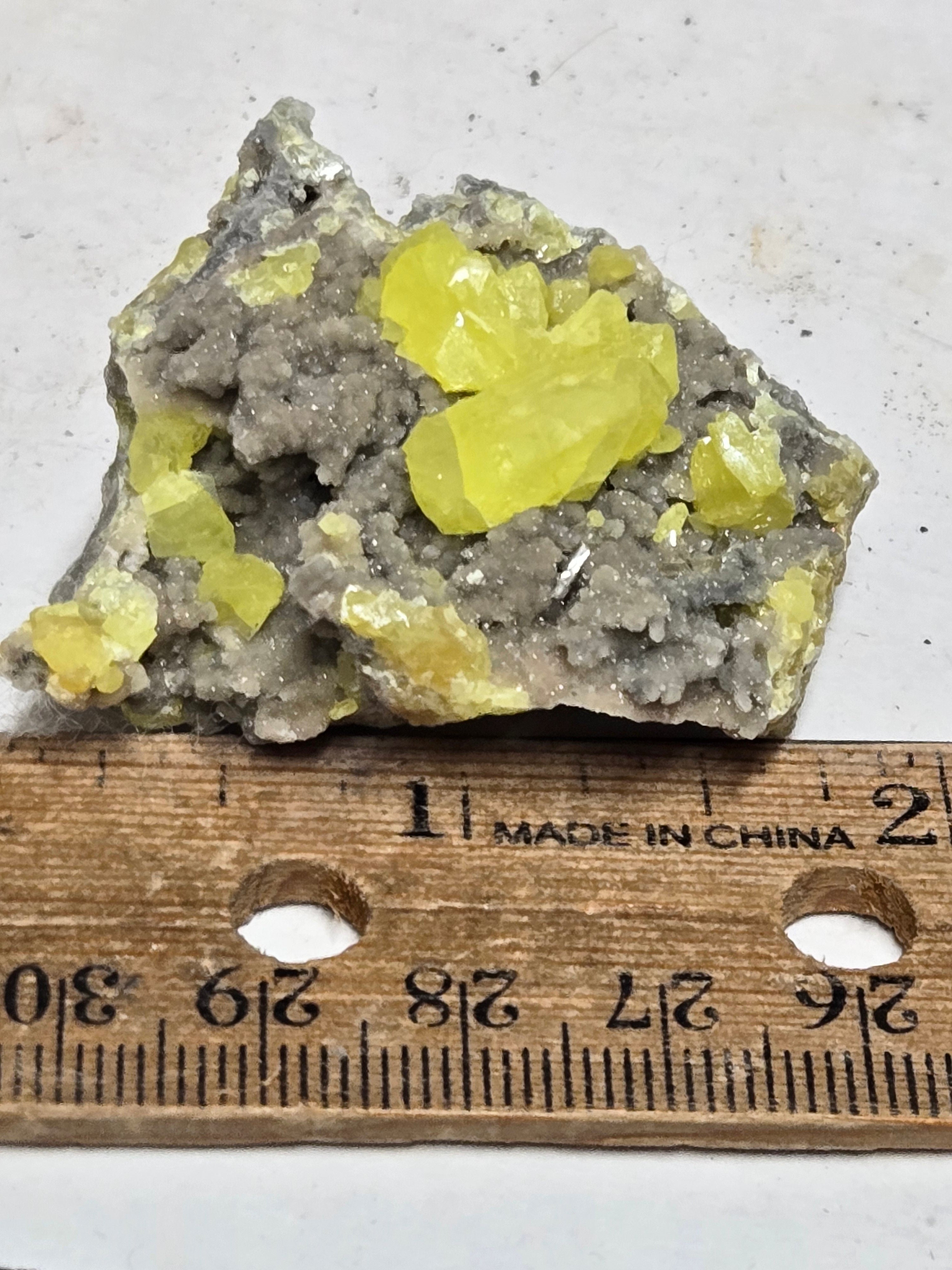 Sulfur specimen sulphur
