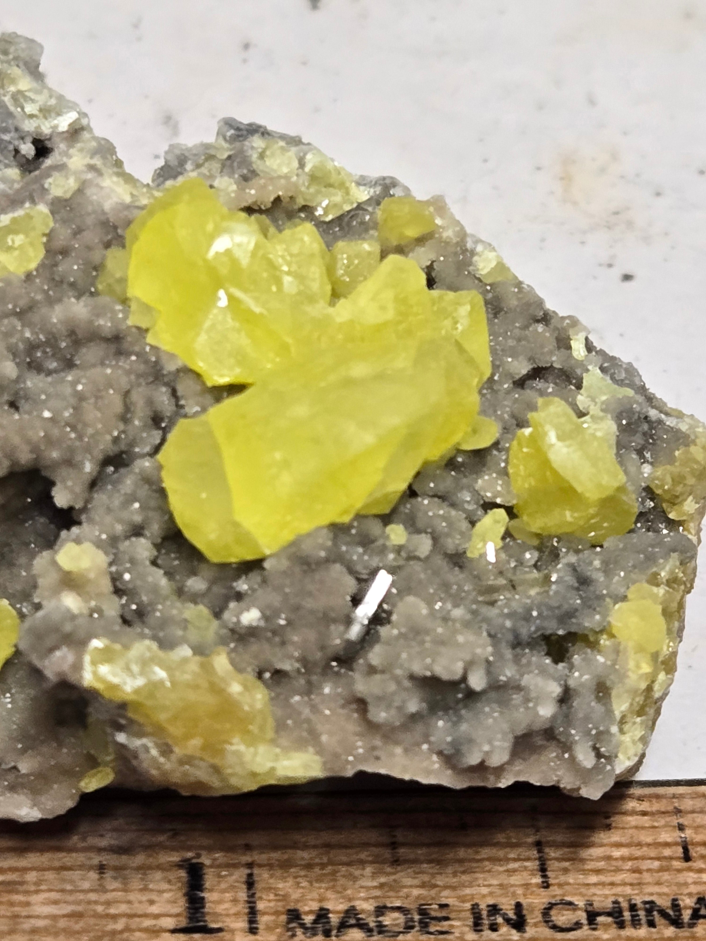 Sulfur specimen sulphur