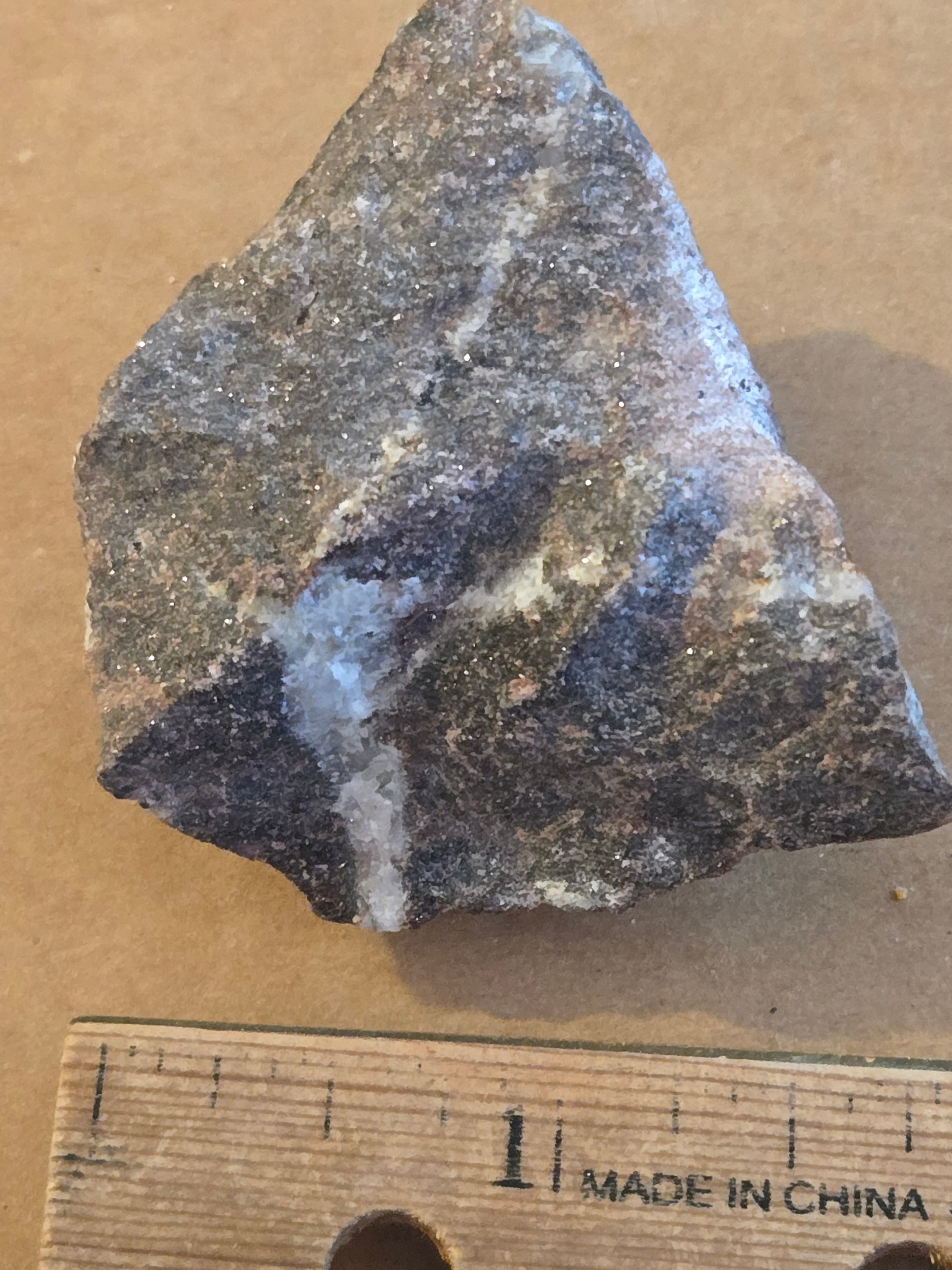 Svabite tilasite calcite
