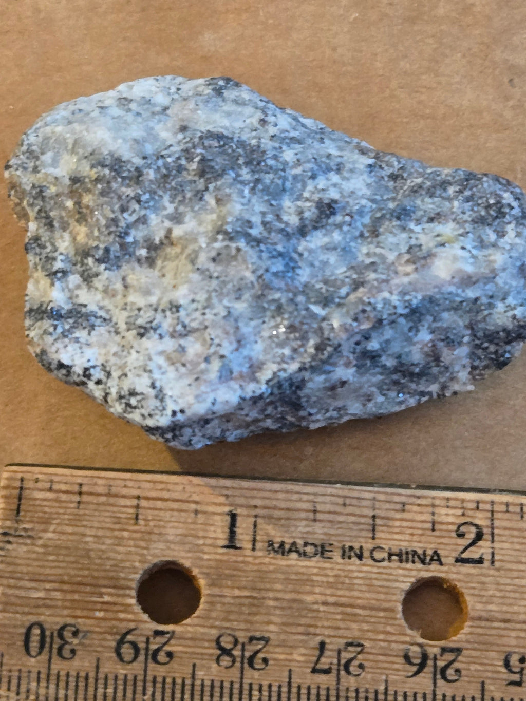 Svabite tilasite calcite