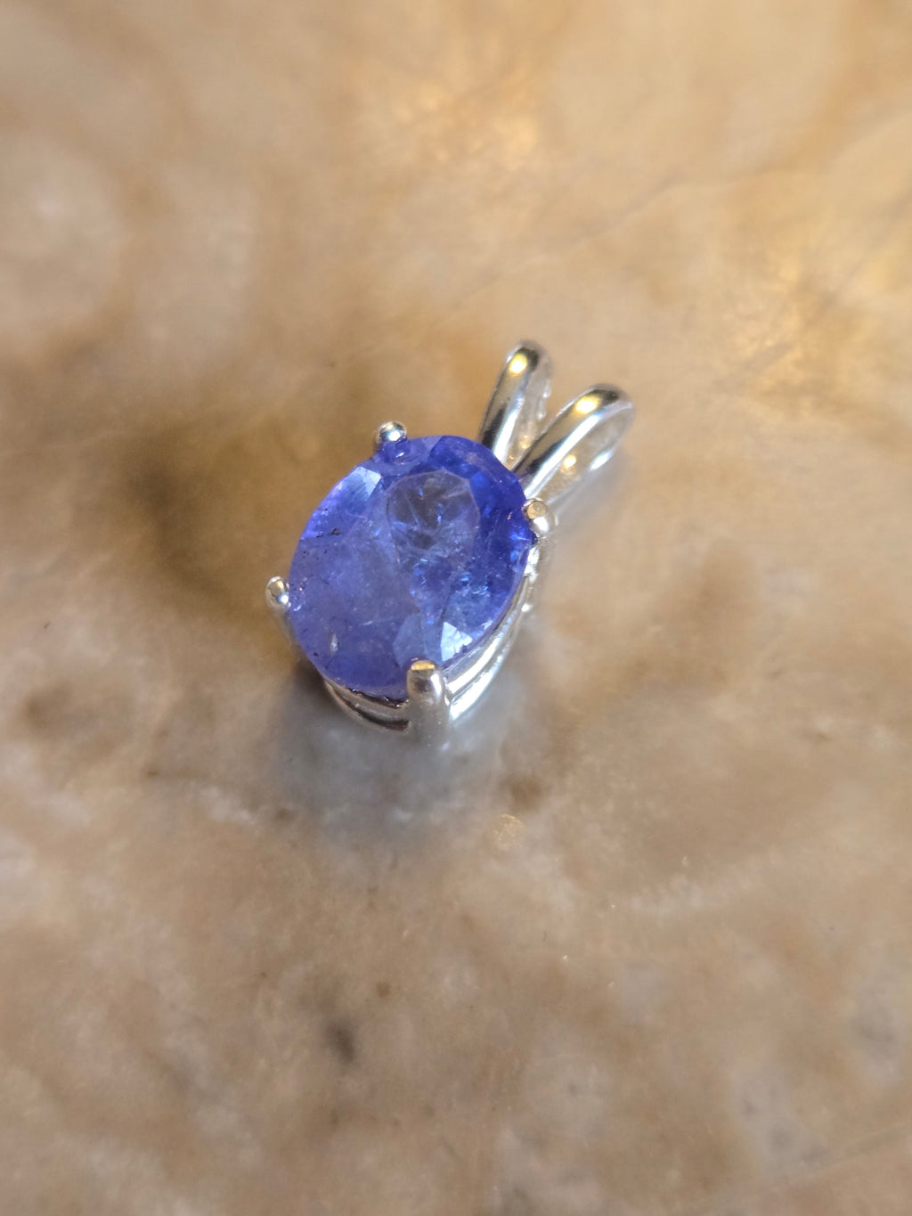 Tanzanite pendant