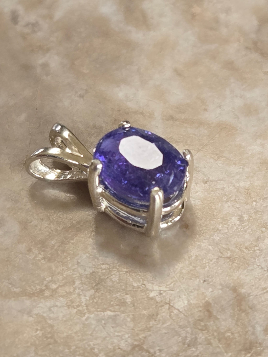 Tanzanite pendant