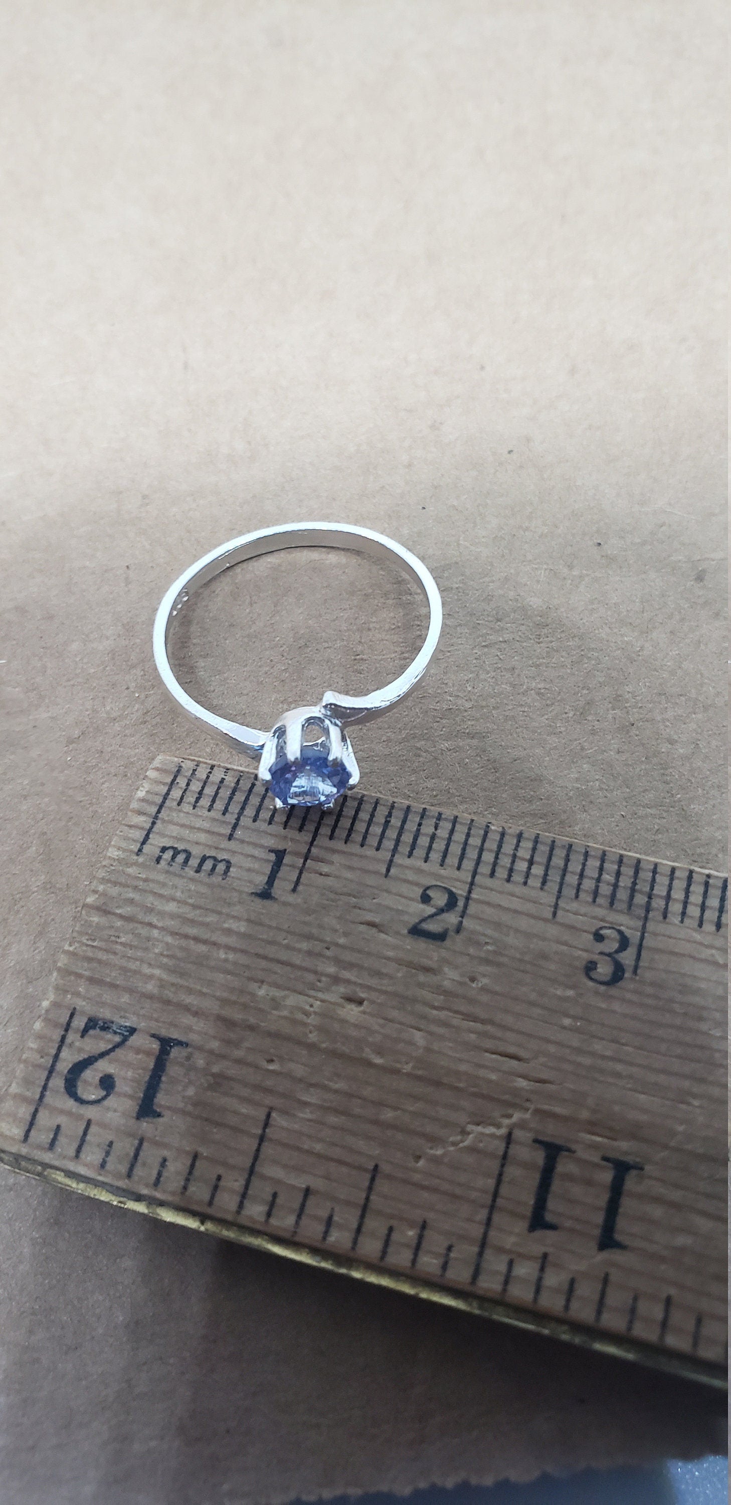 Tanzanite Round Ring