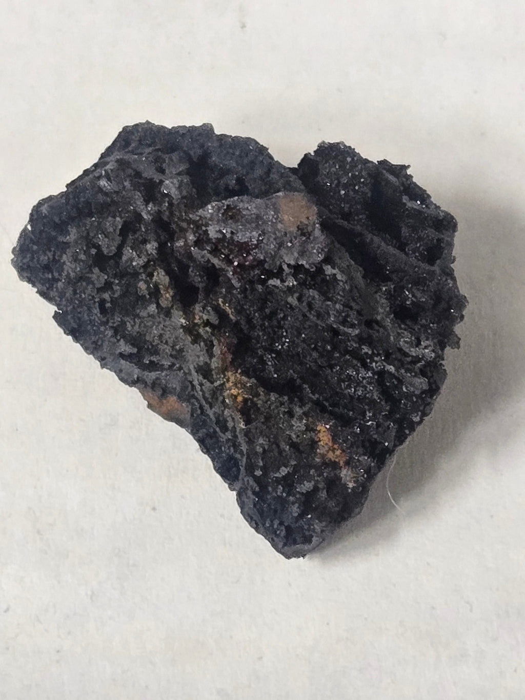Tenorite w cuprite