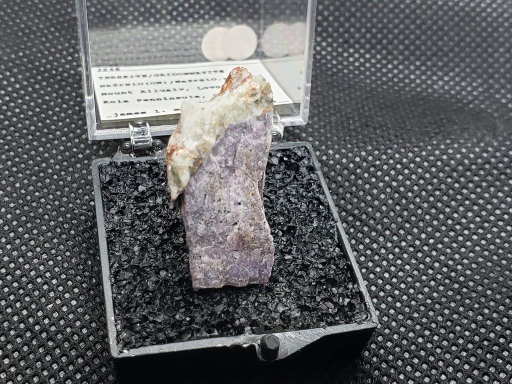 Terskite Gaidonnayite specimen