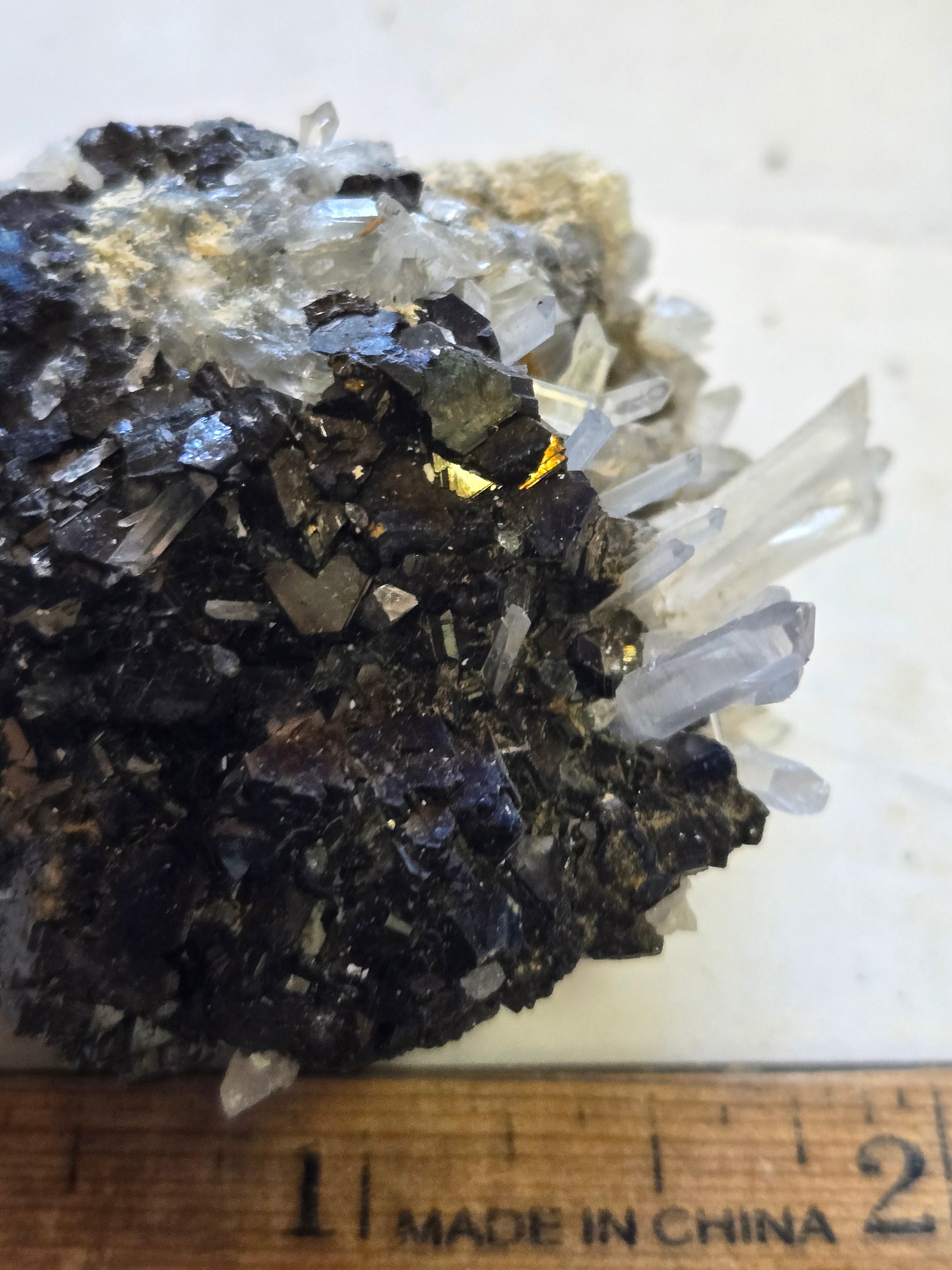 Tetrahedrite w Quartz