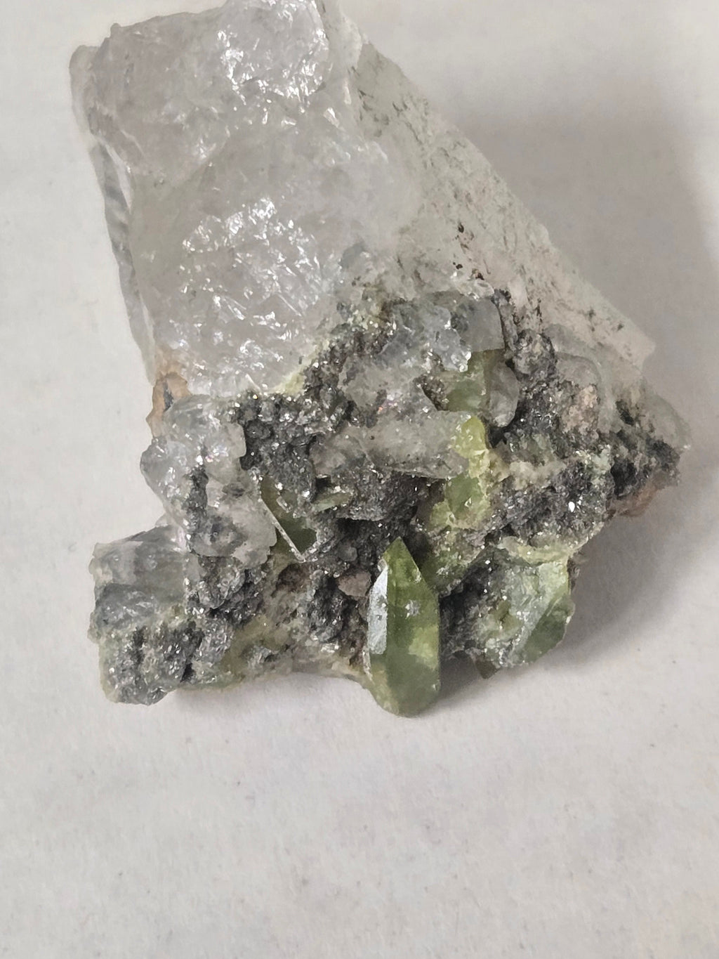 Titanite on quartz
