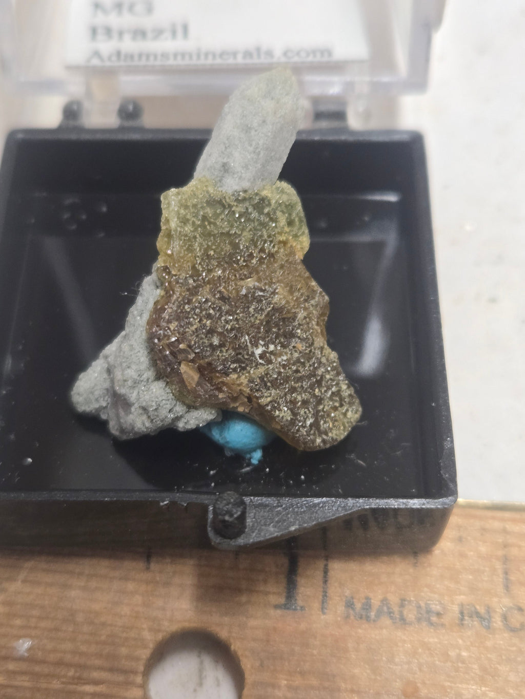Titanite with quartz