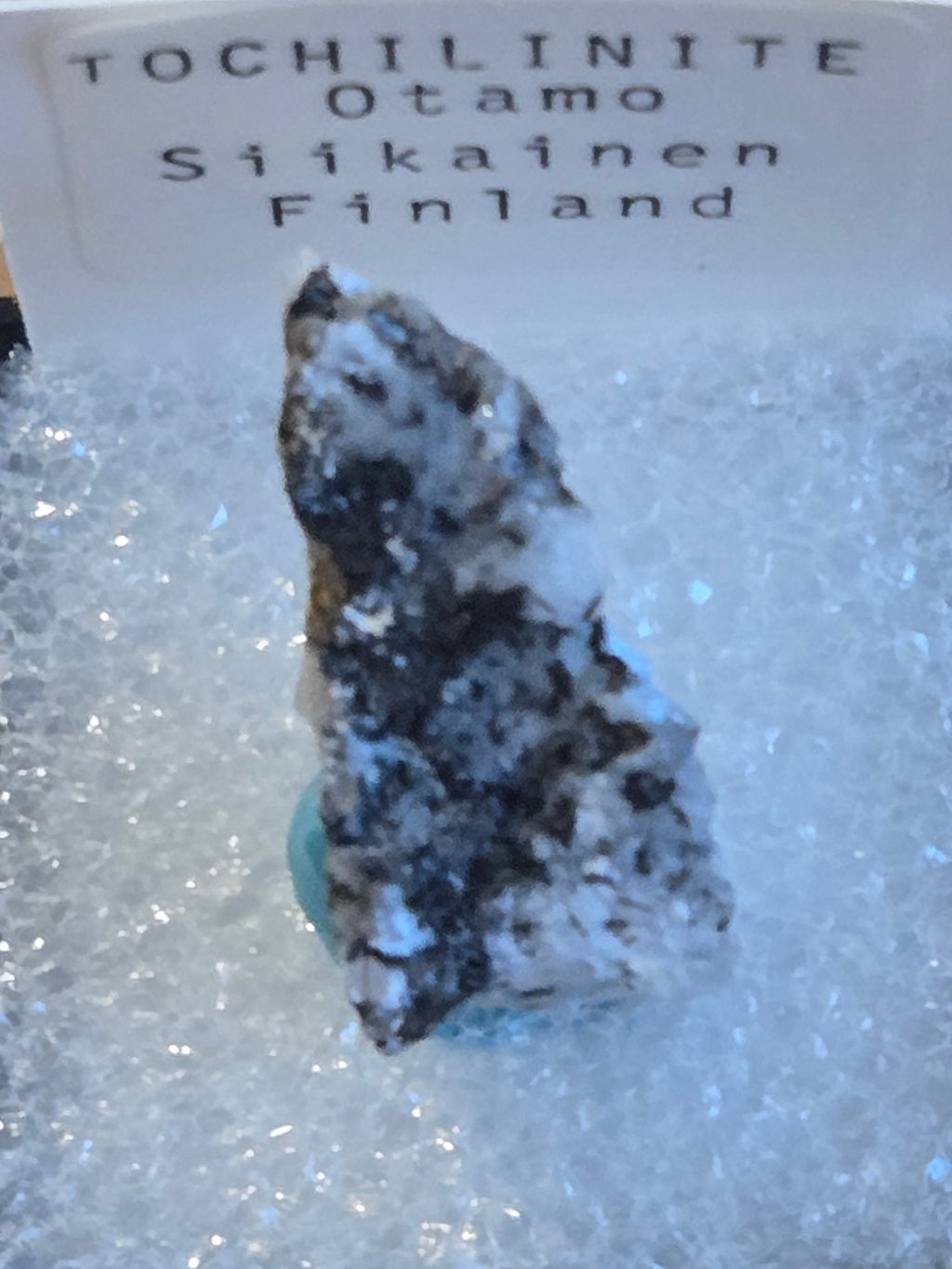 Tochilinite