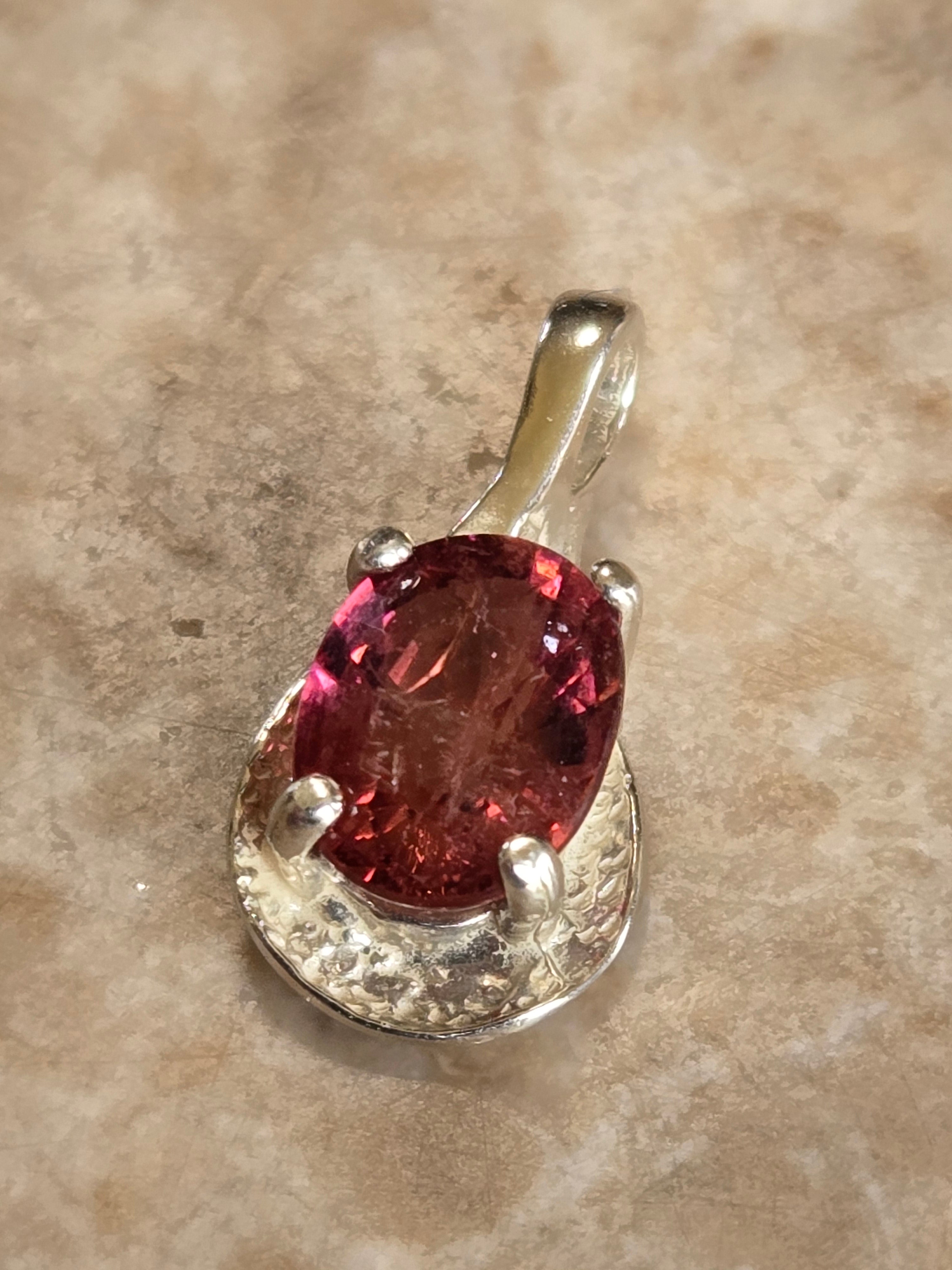 Tourmaline oval pendant
