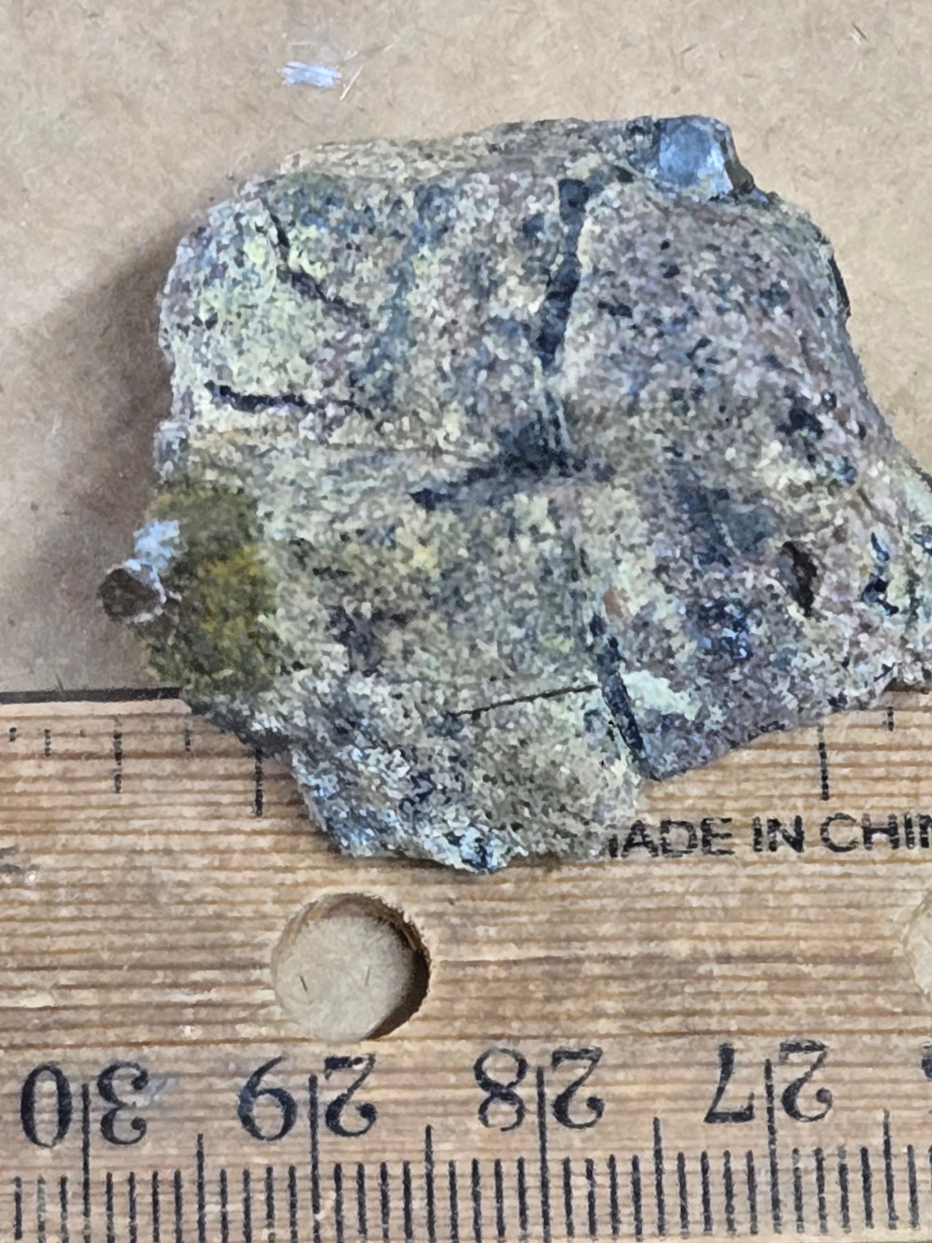 Uraninite specimen