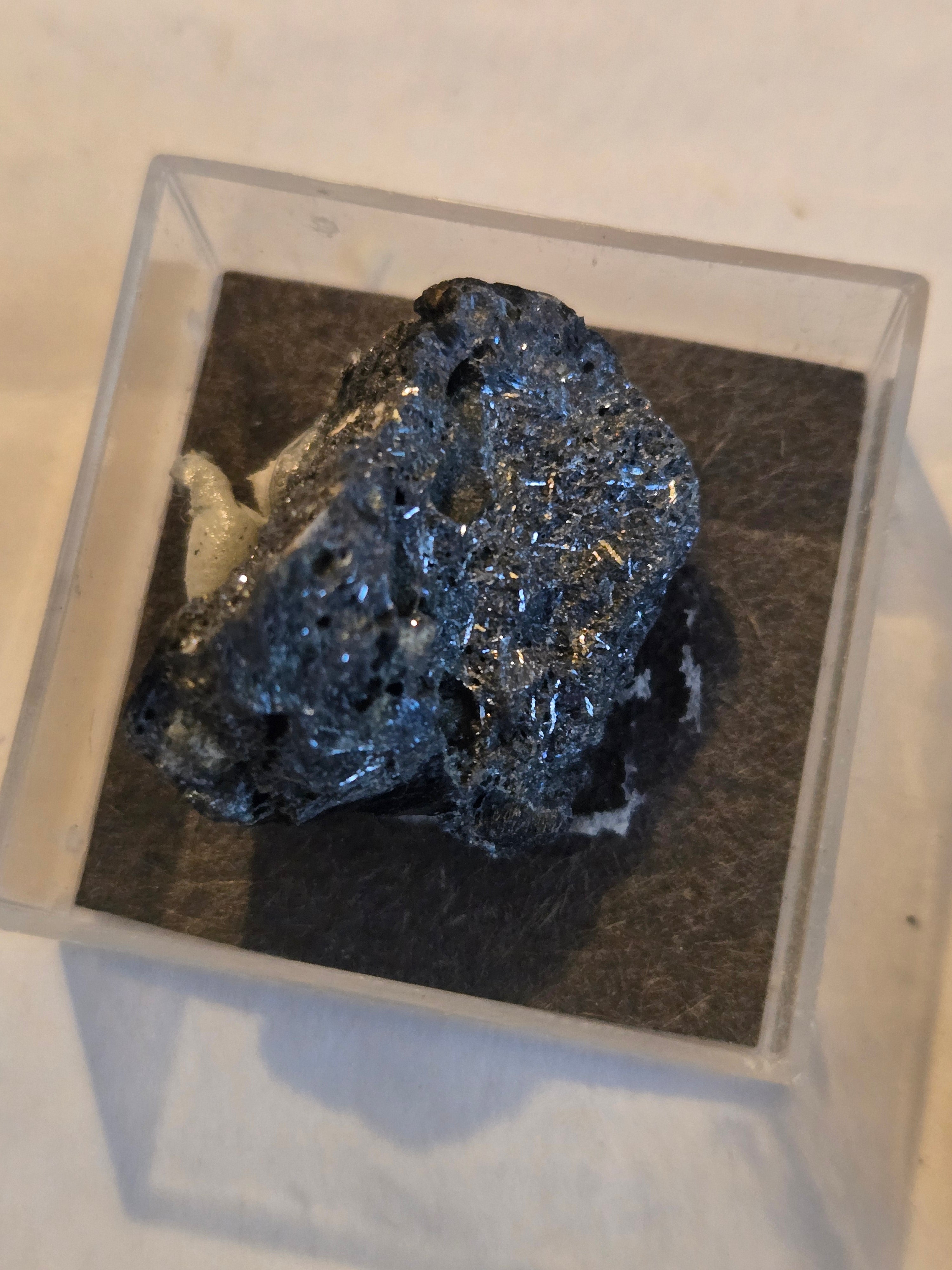 Valentinite