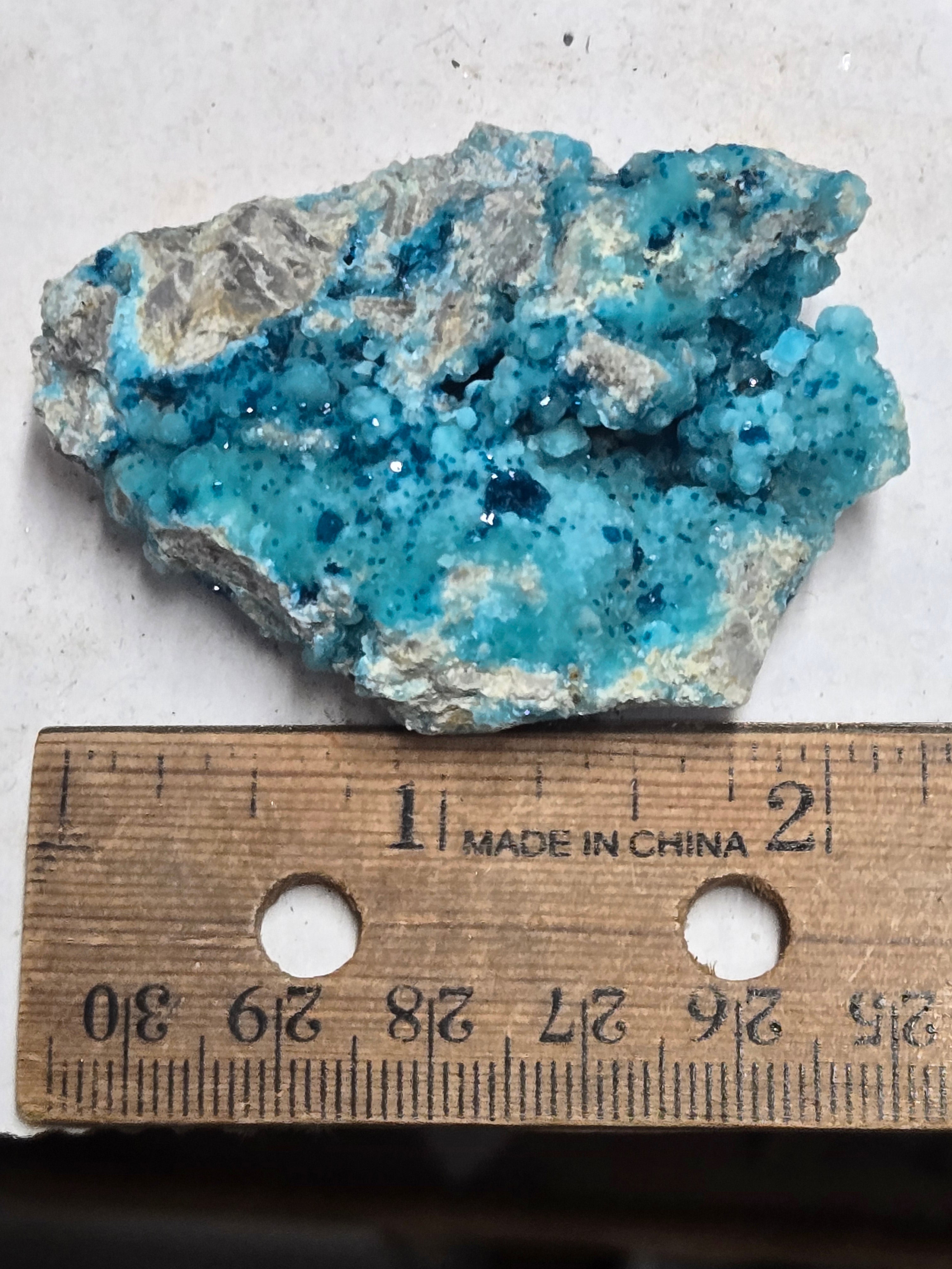 Veszelyite on hemimorphite