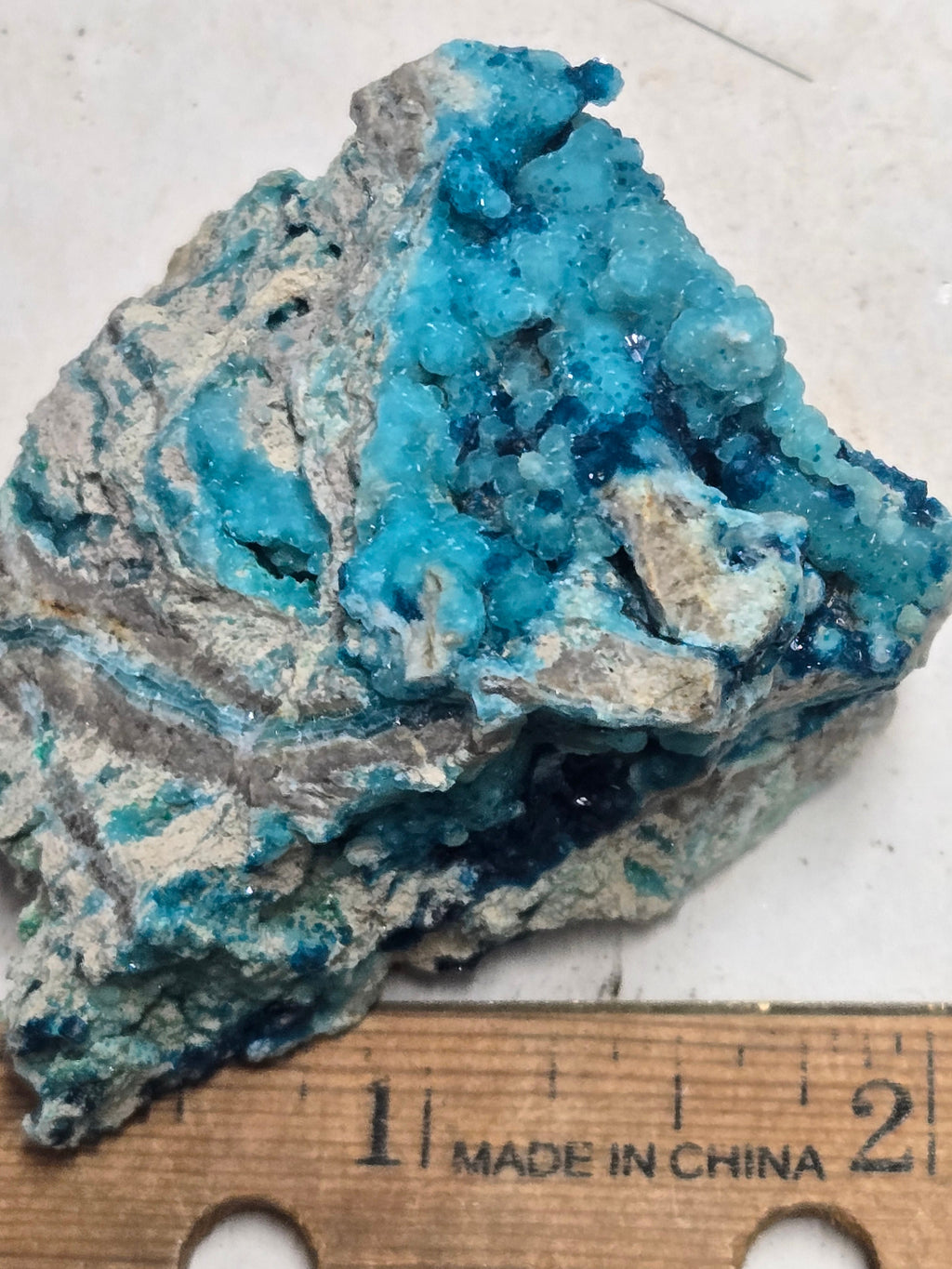 Veszelyite on hemimorphite
