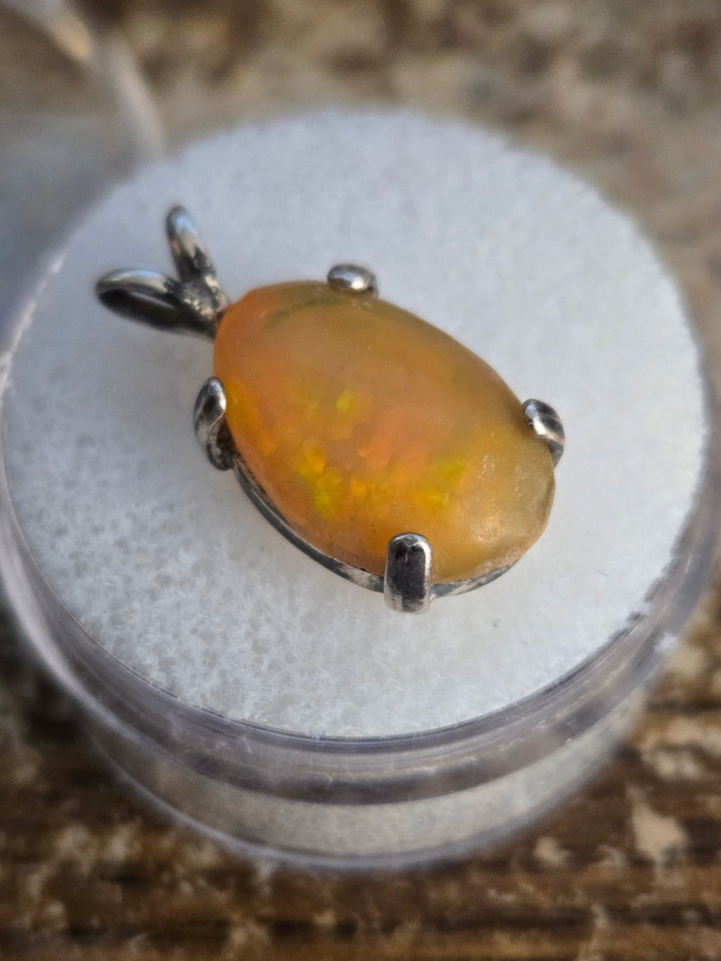 Welo Opal Pendant