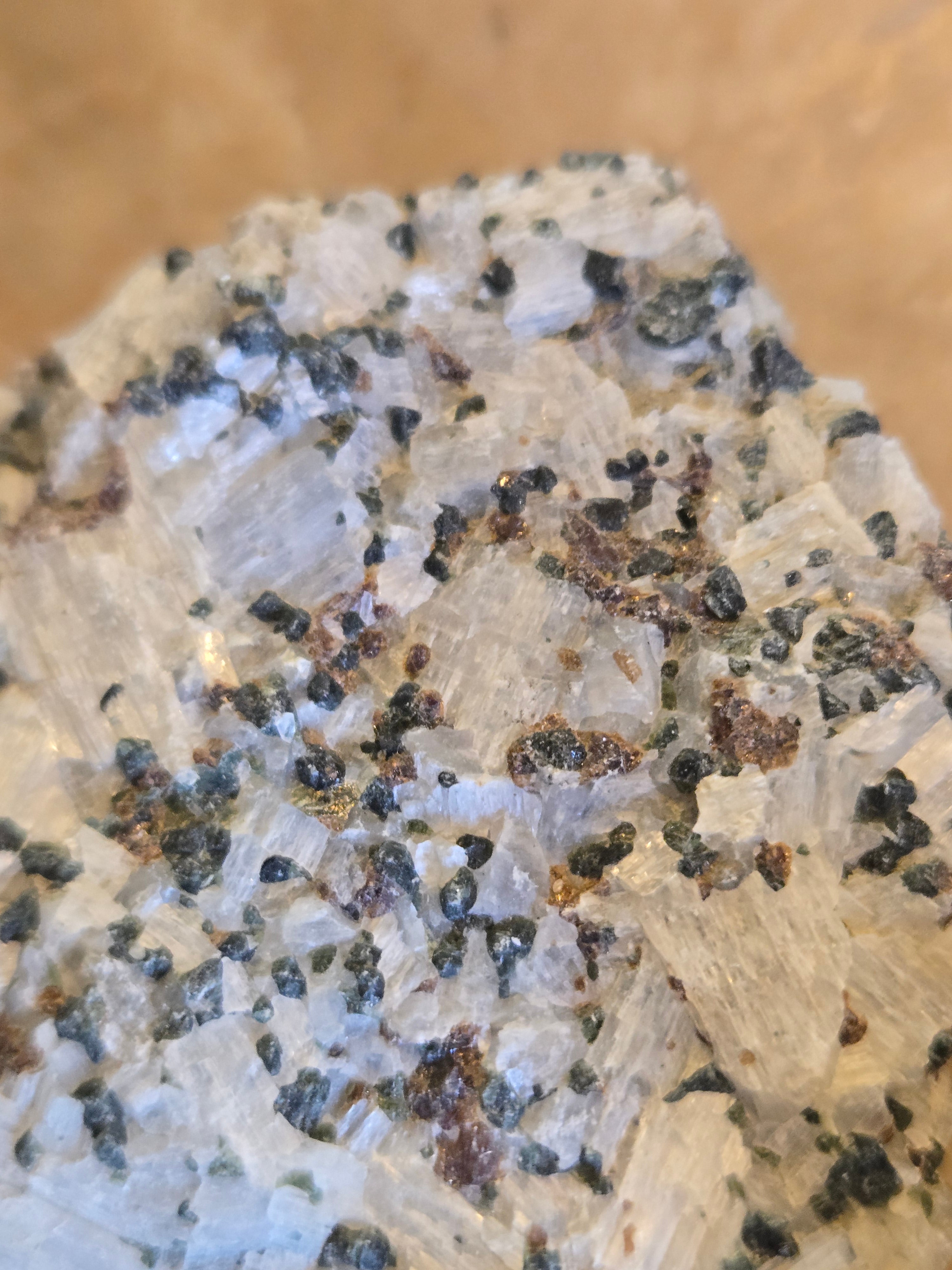 Wollastonite diopside andradite