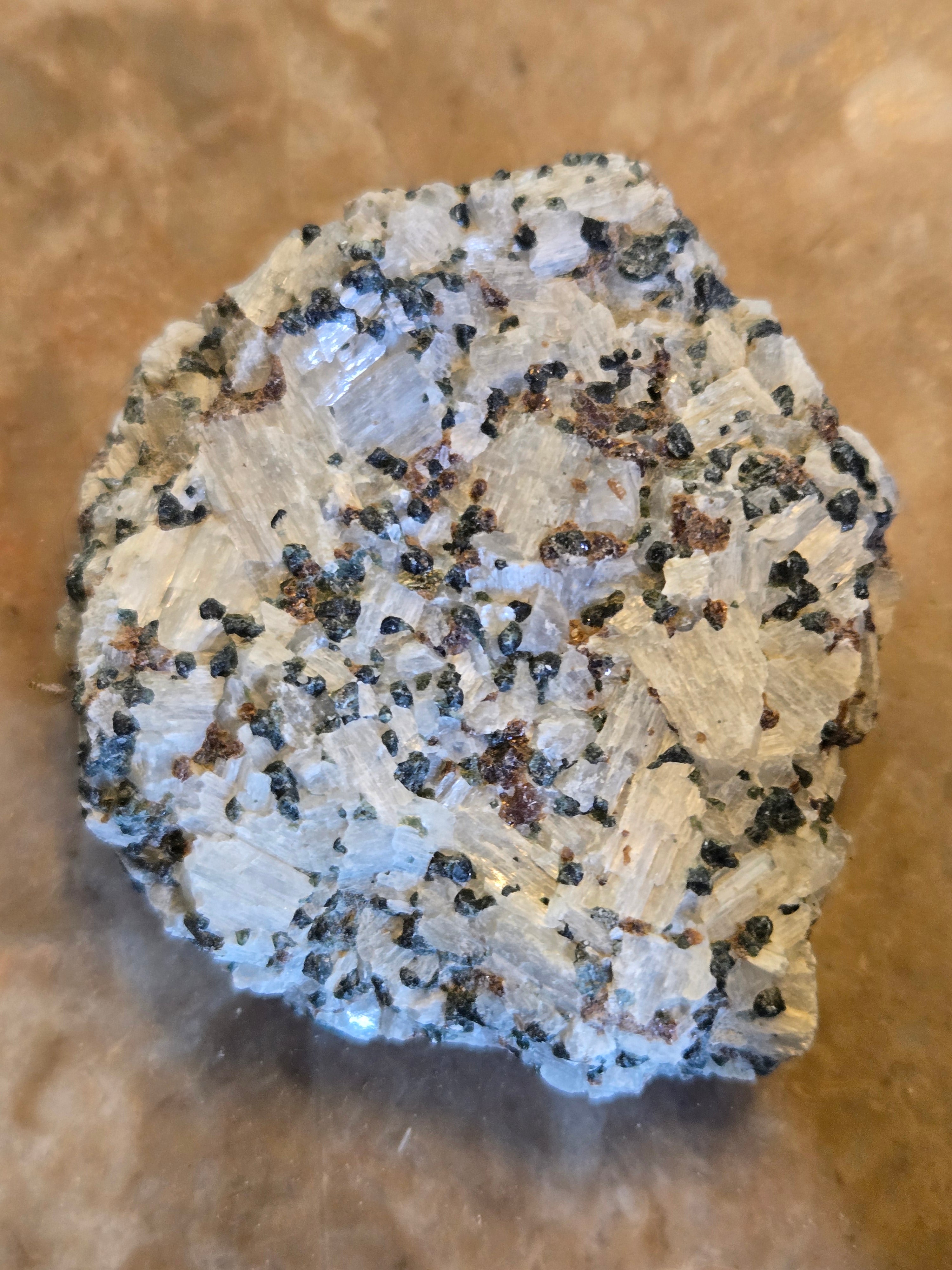 Wollastonite diopside andradite