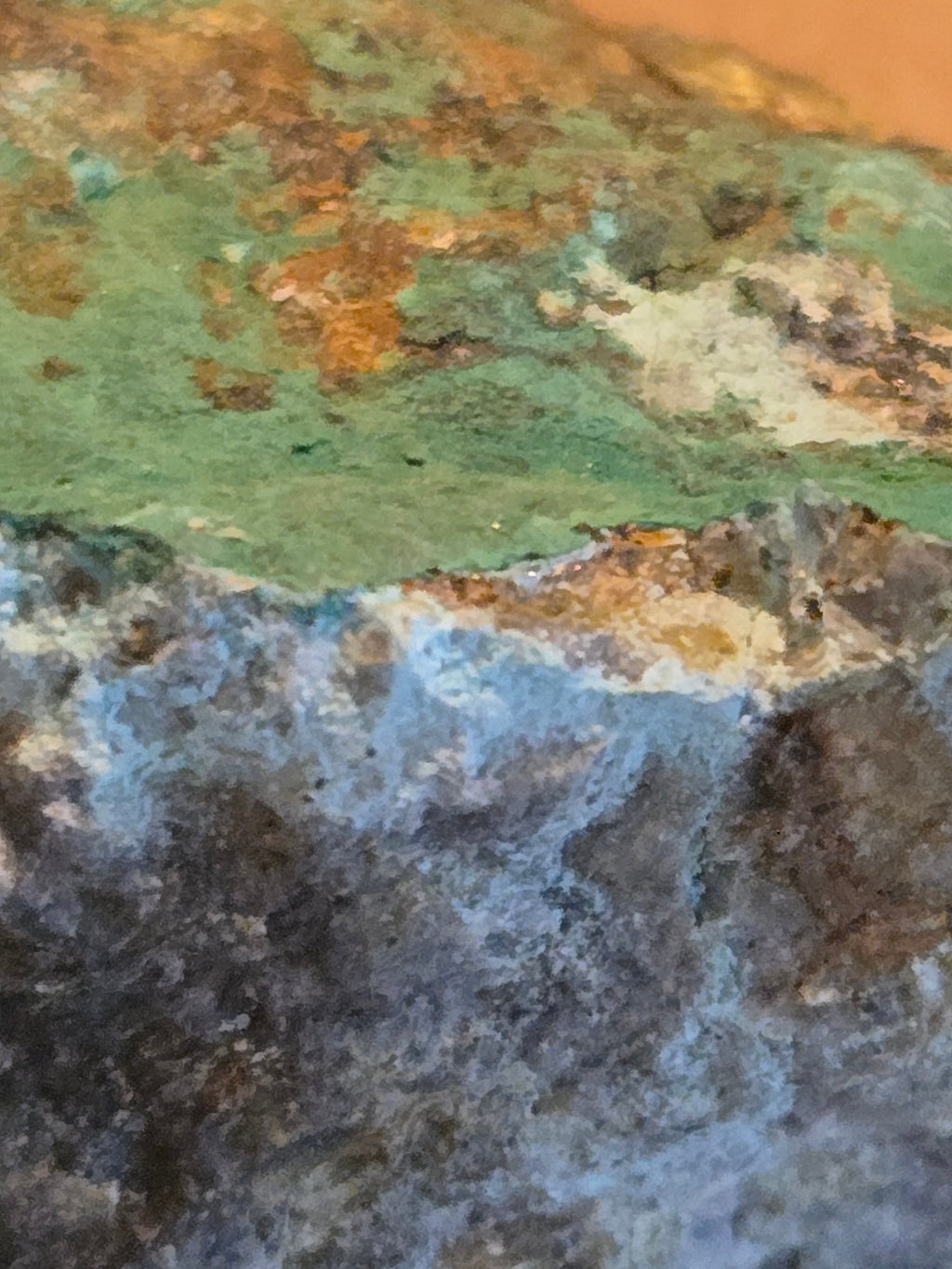 Wroewolfeite specimen