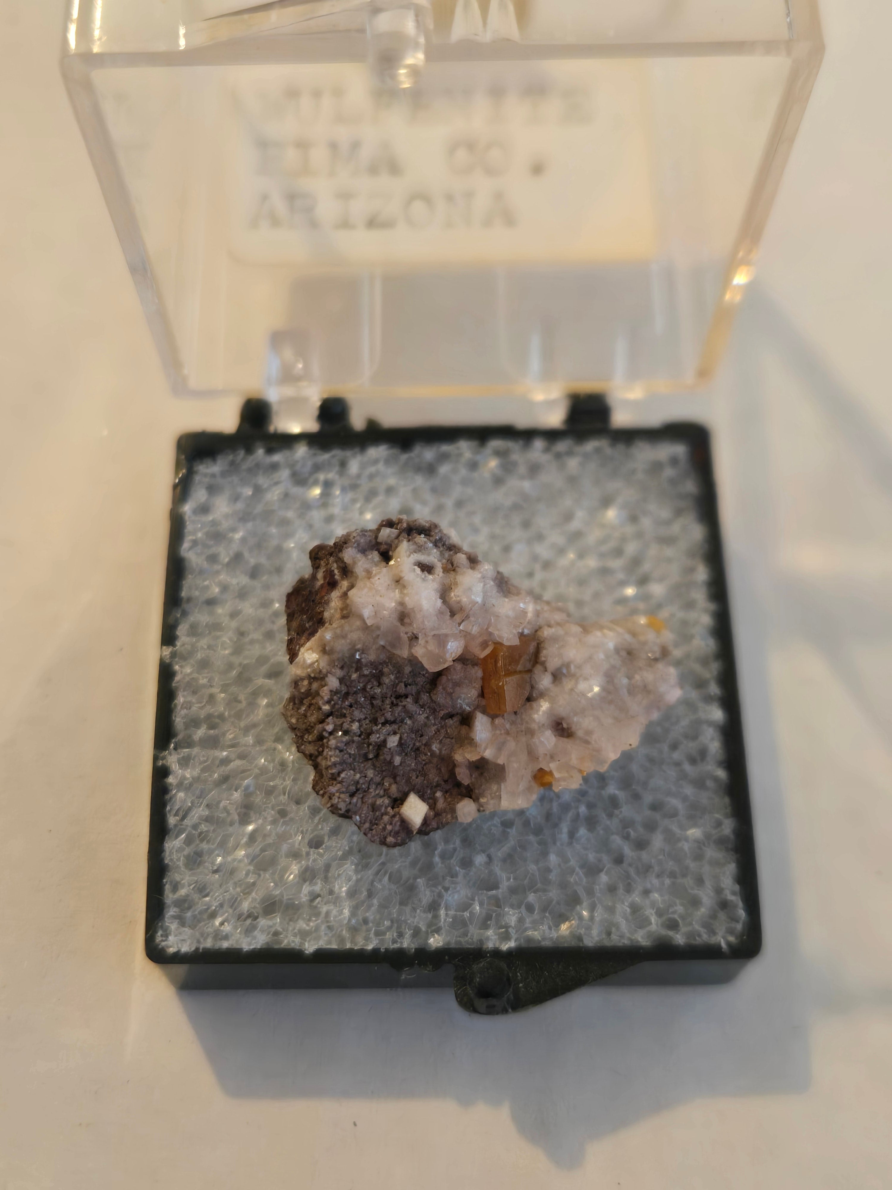 Wulfenite