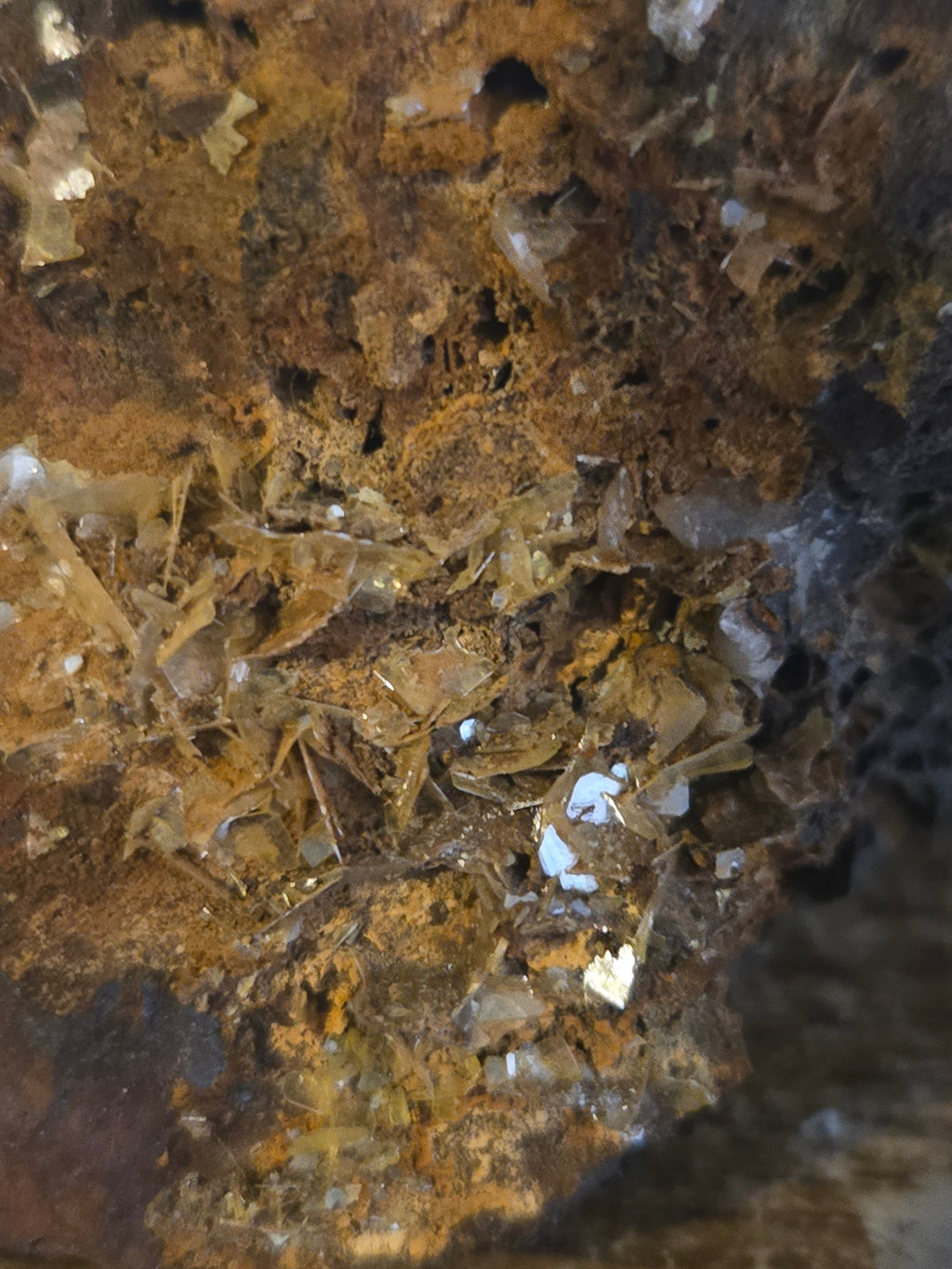 Wulfenite
