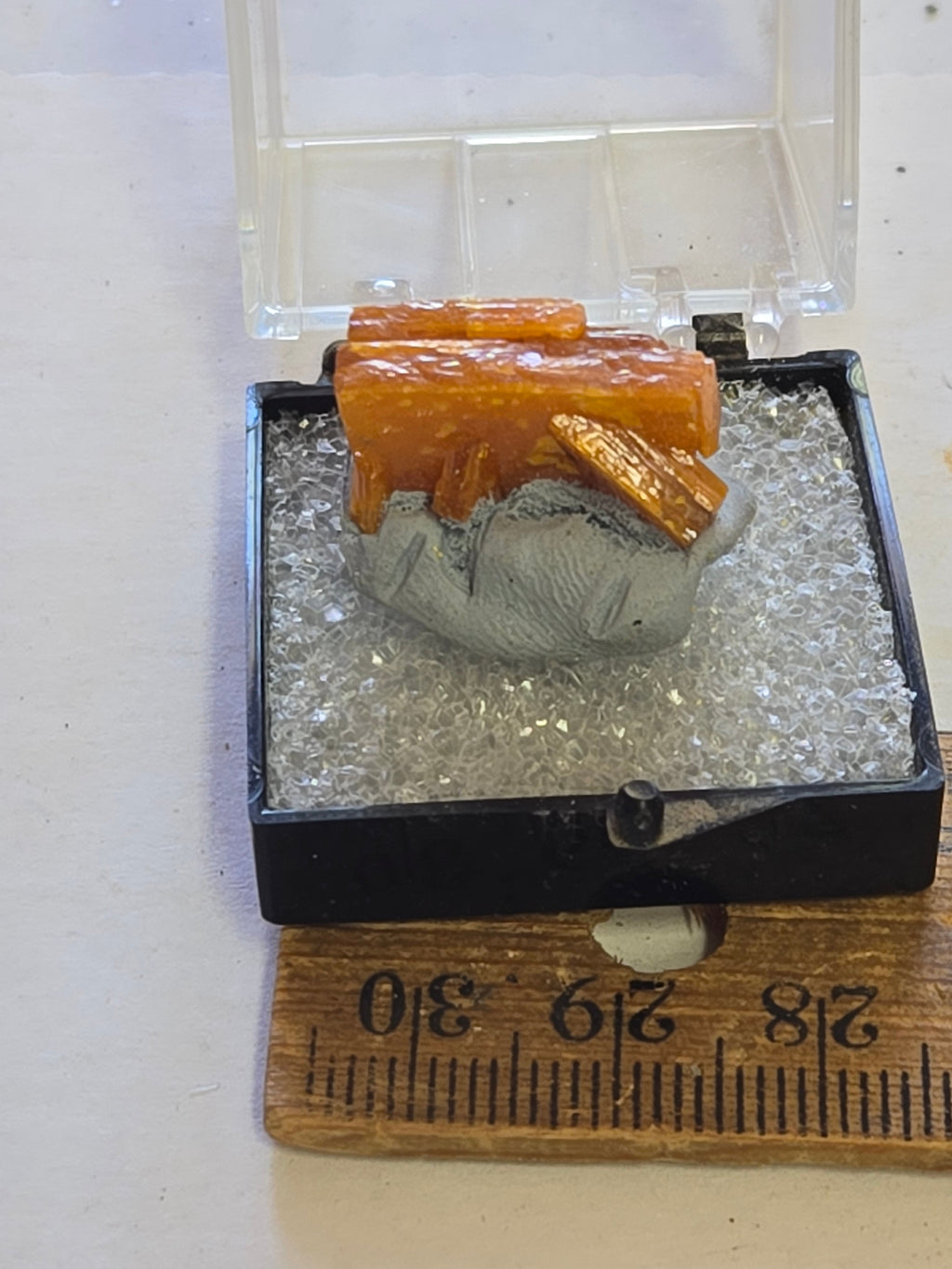 Wulfenite crystal