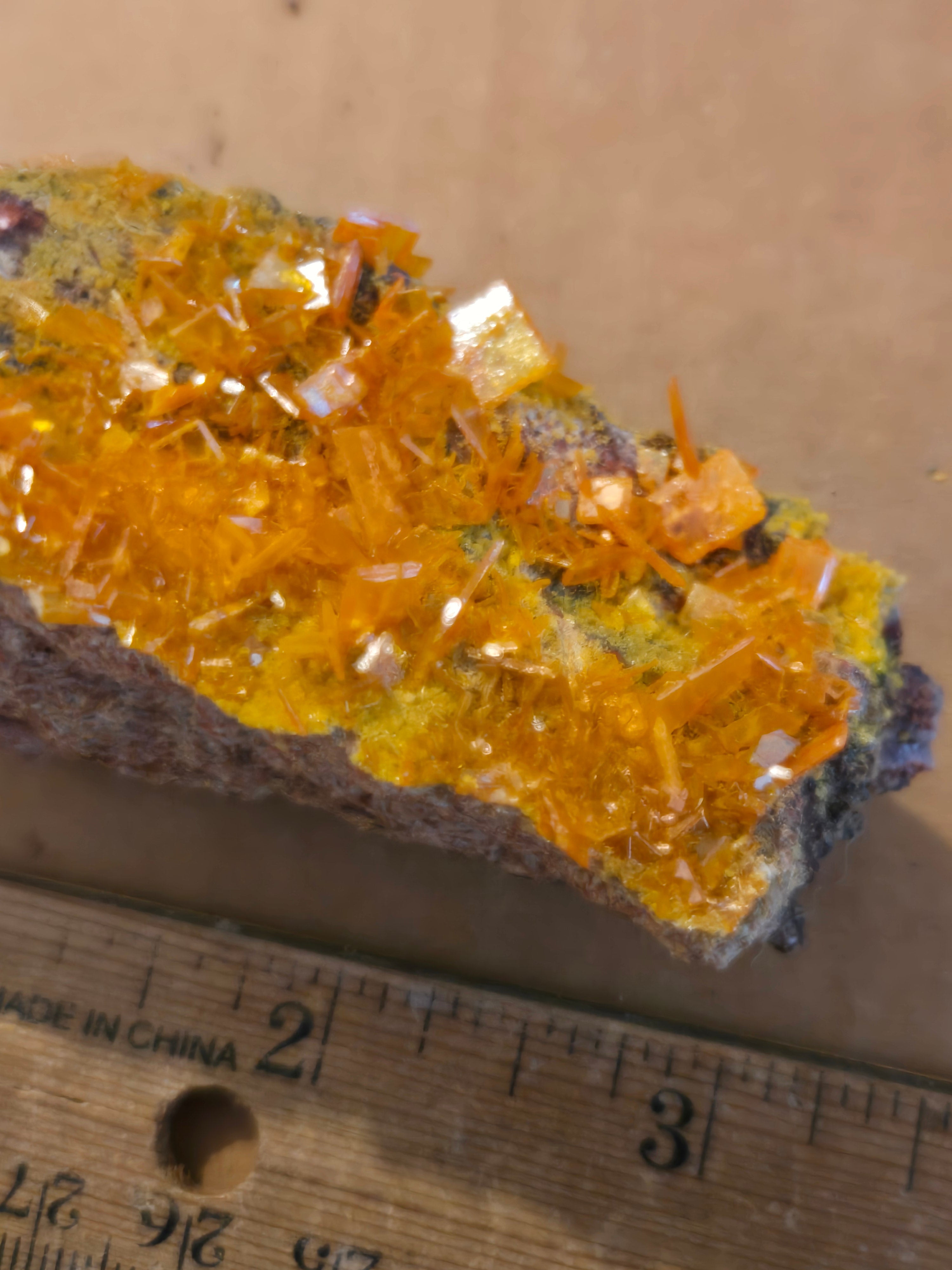 Wulfenite with mimetite