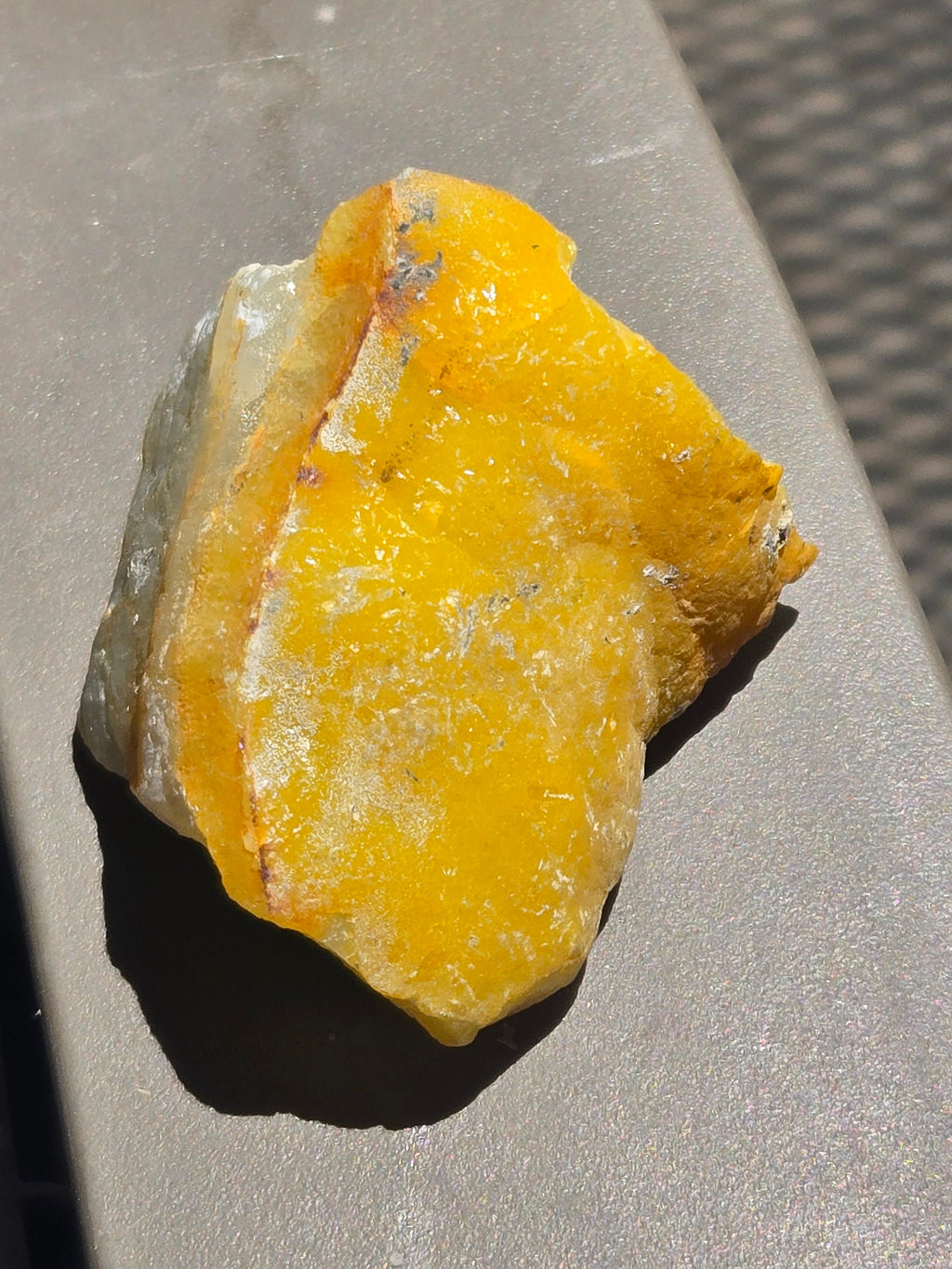 Yellow smithsonite (cadmium)