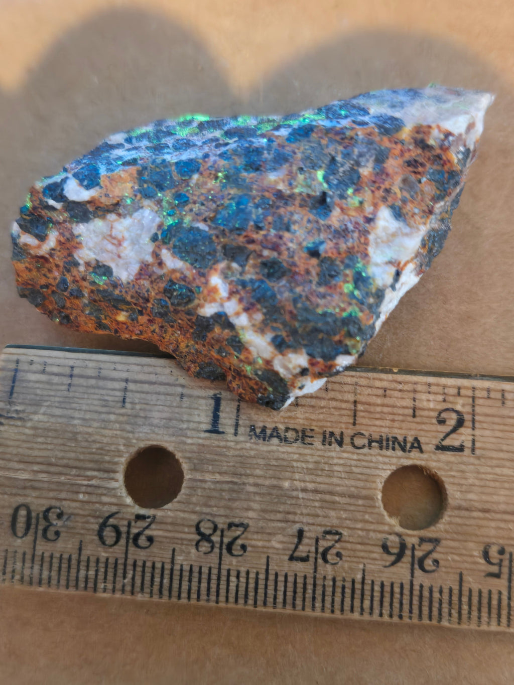 Zincite franklinite calcite