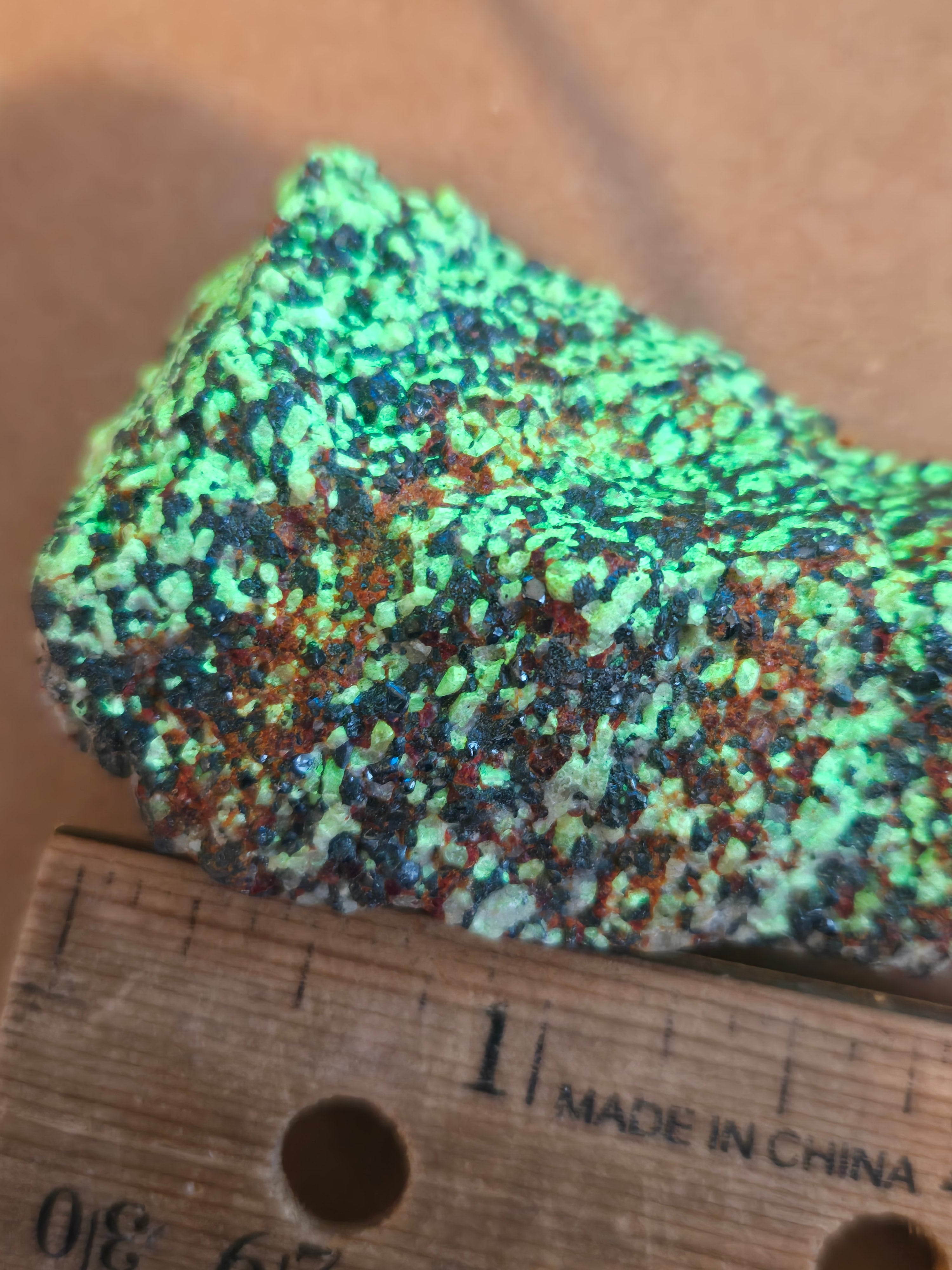 Zincite franklinite calcite