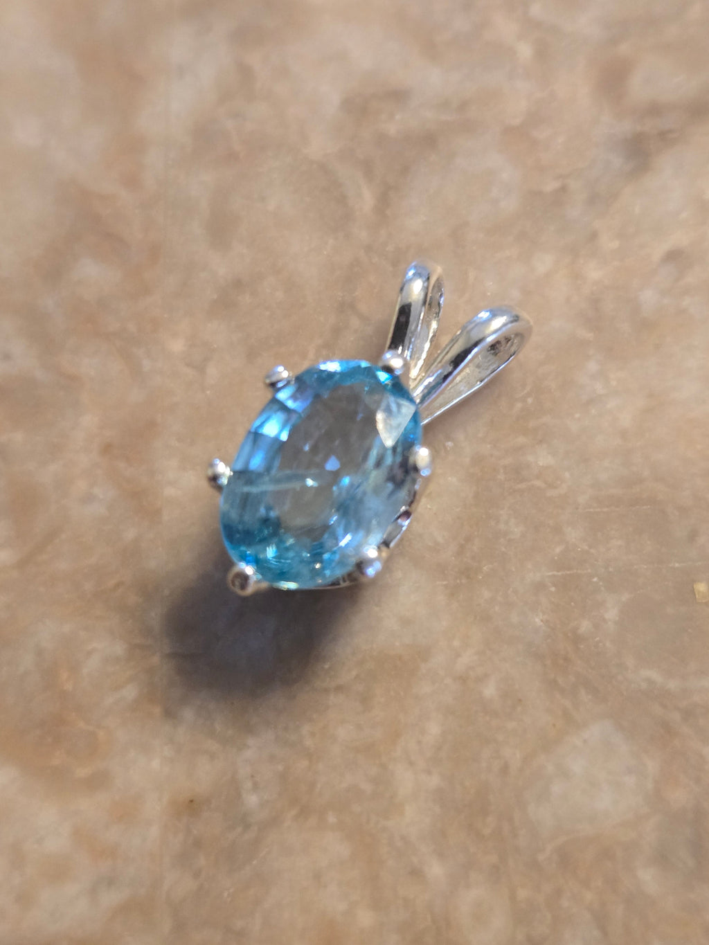Zircon Cambodia pendant