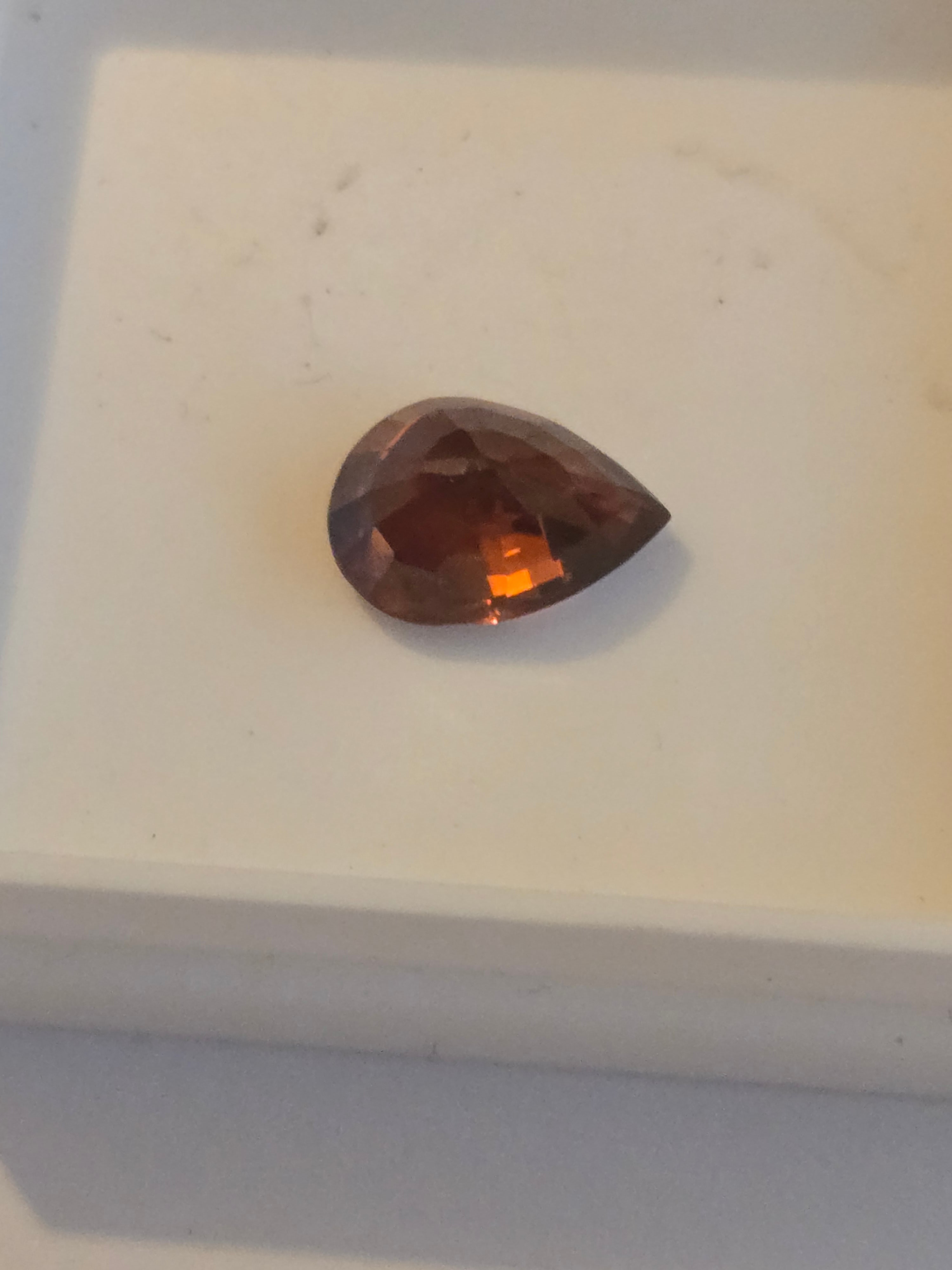 Zircon pear facet