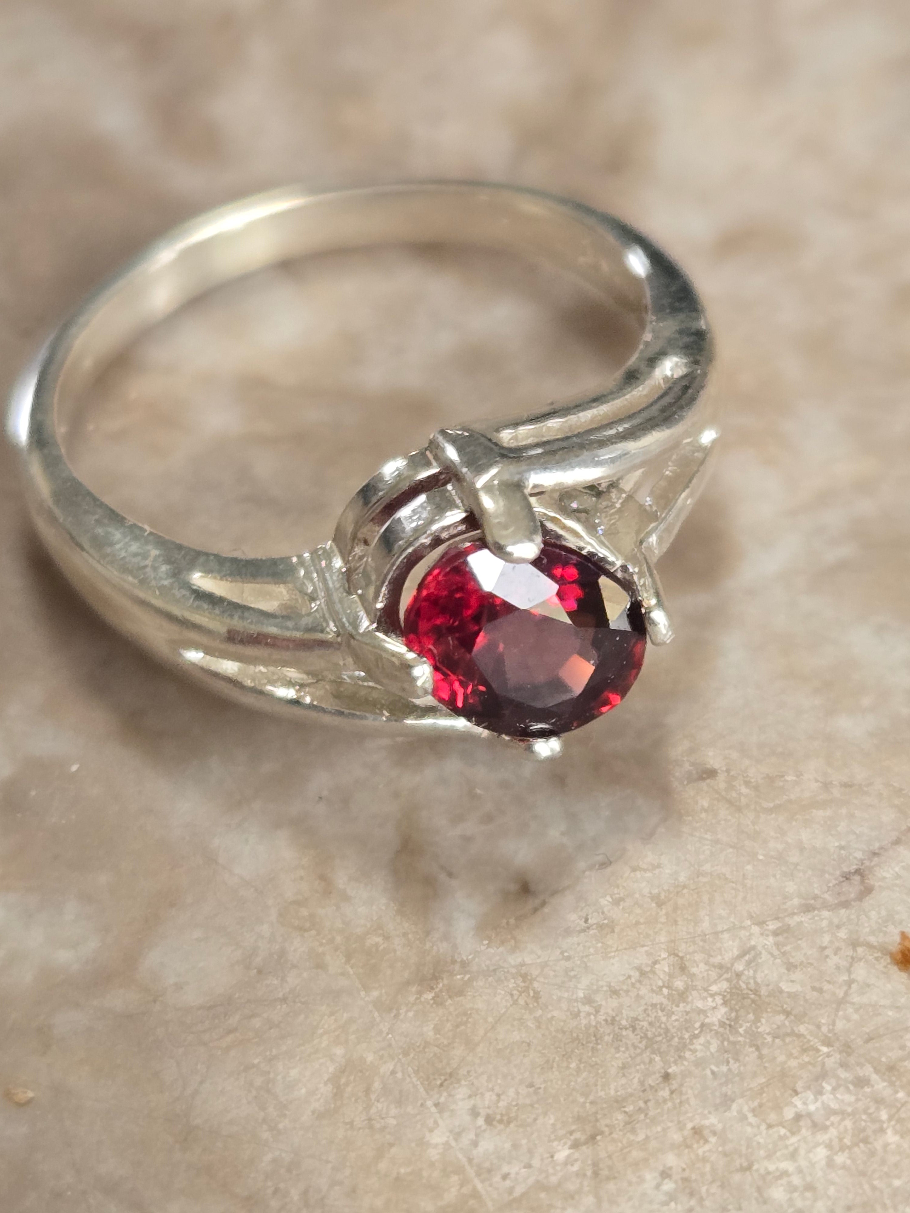 Zircon V Ring