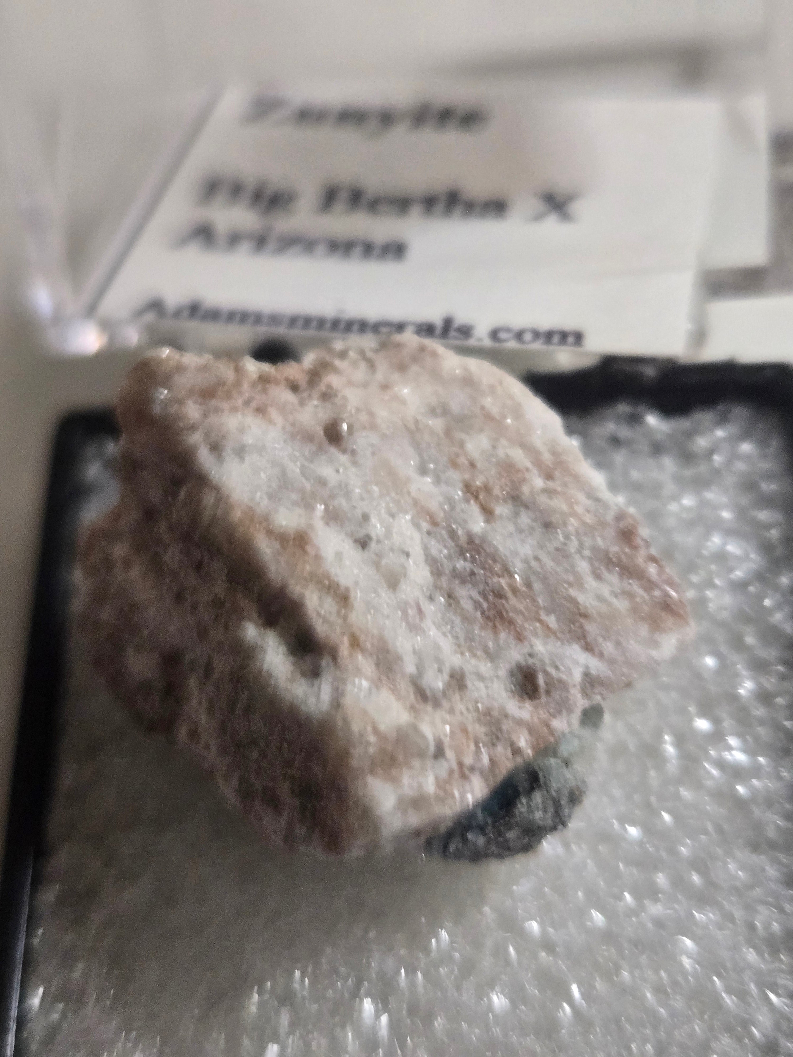 Zunyite